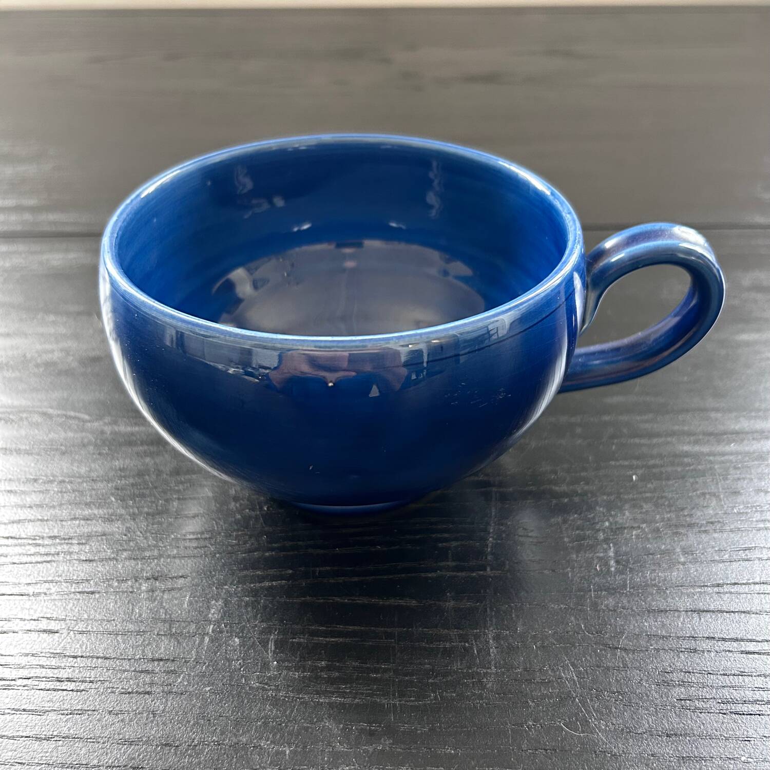 Vallauris bowl with handle