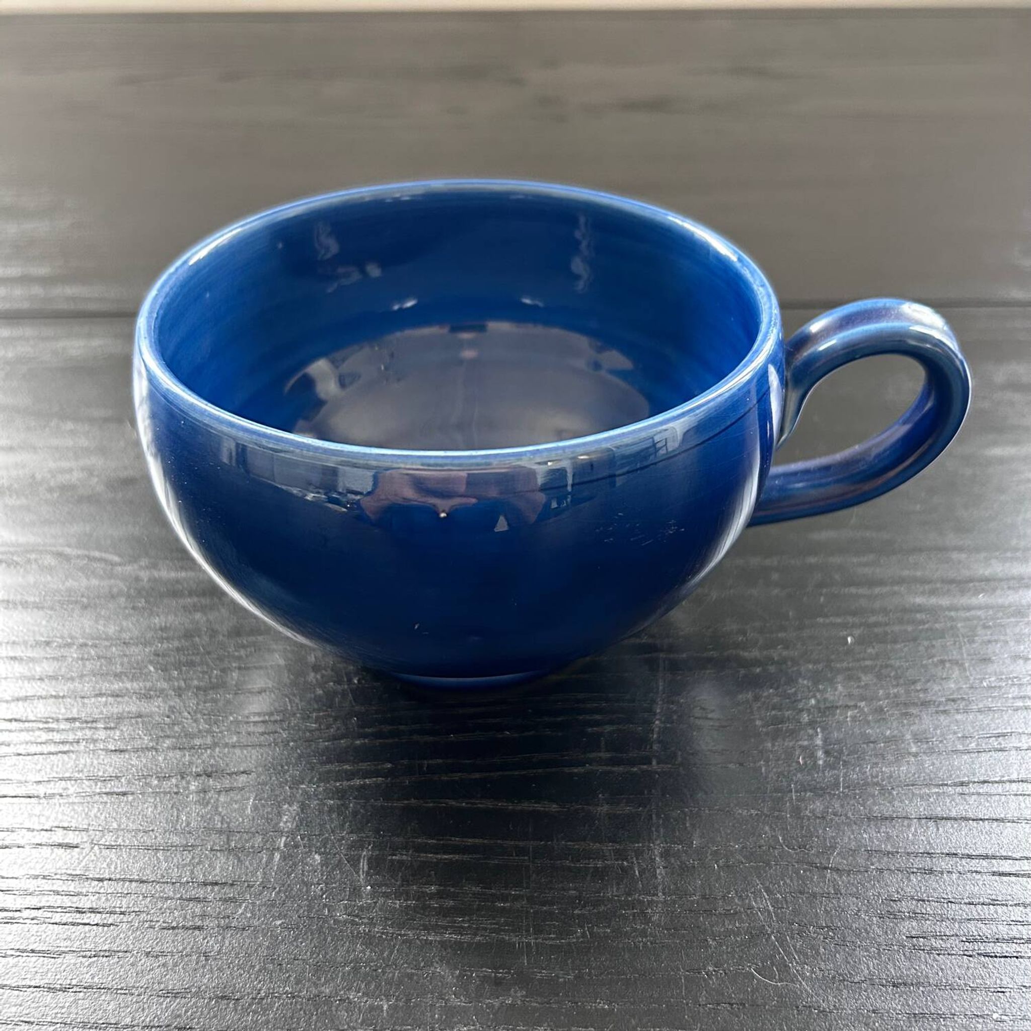 Vallauris bowl with handle