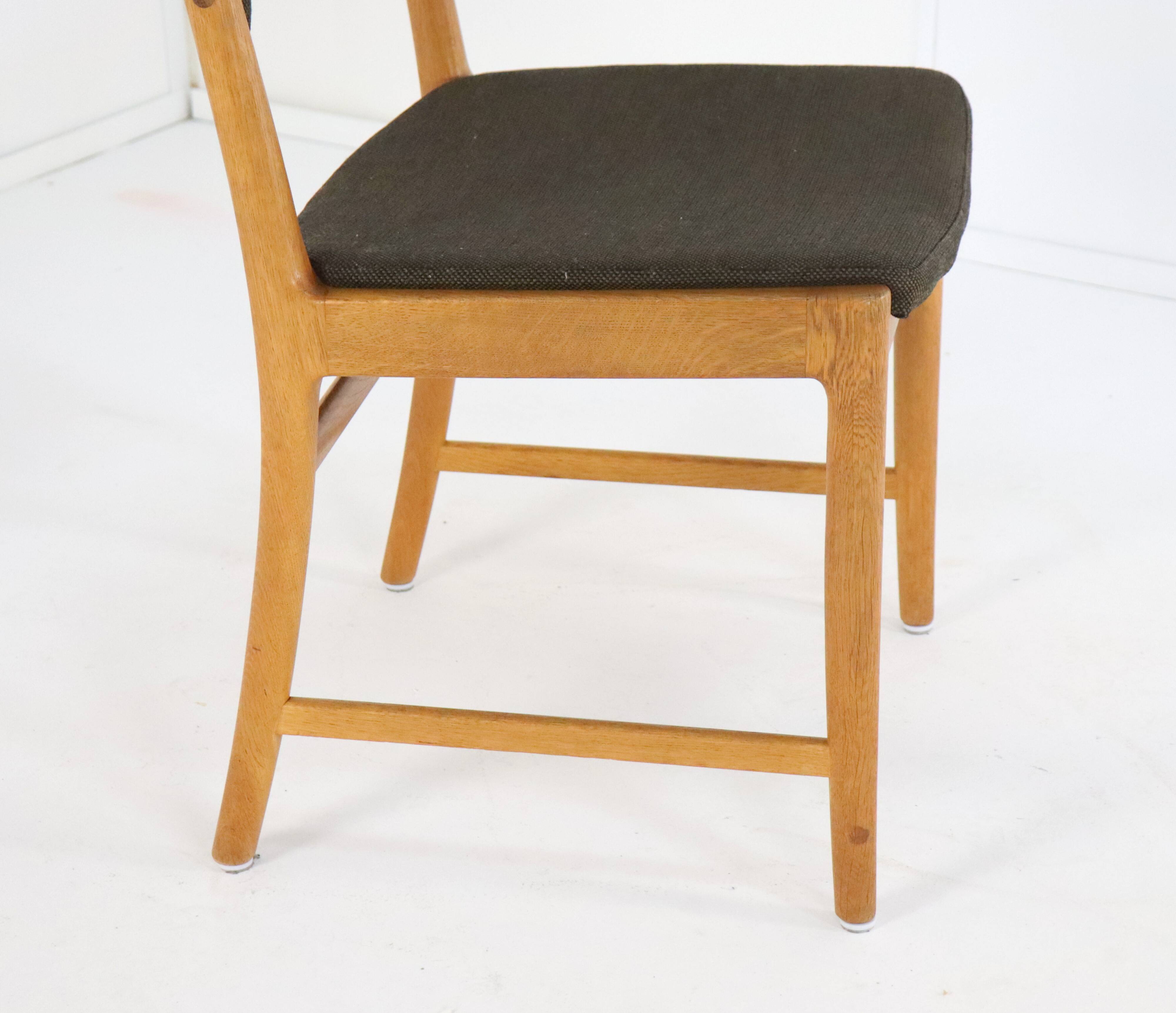 Set 4 Kai Lyngfeldt Larsen voor Soren Willasden stoelen