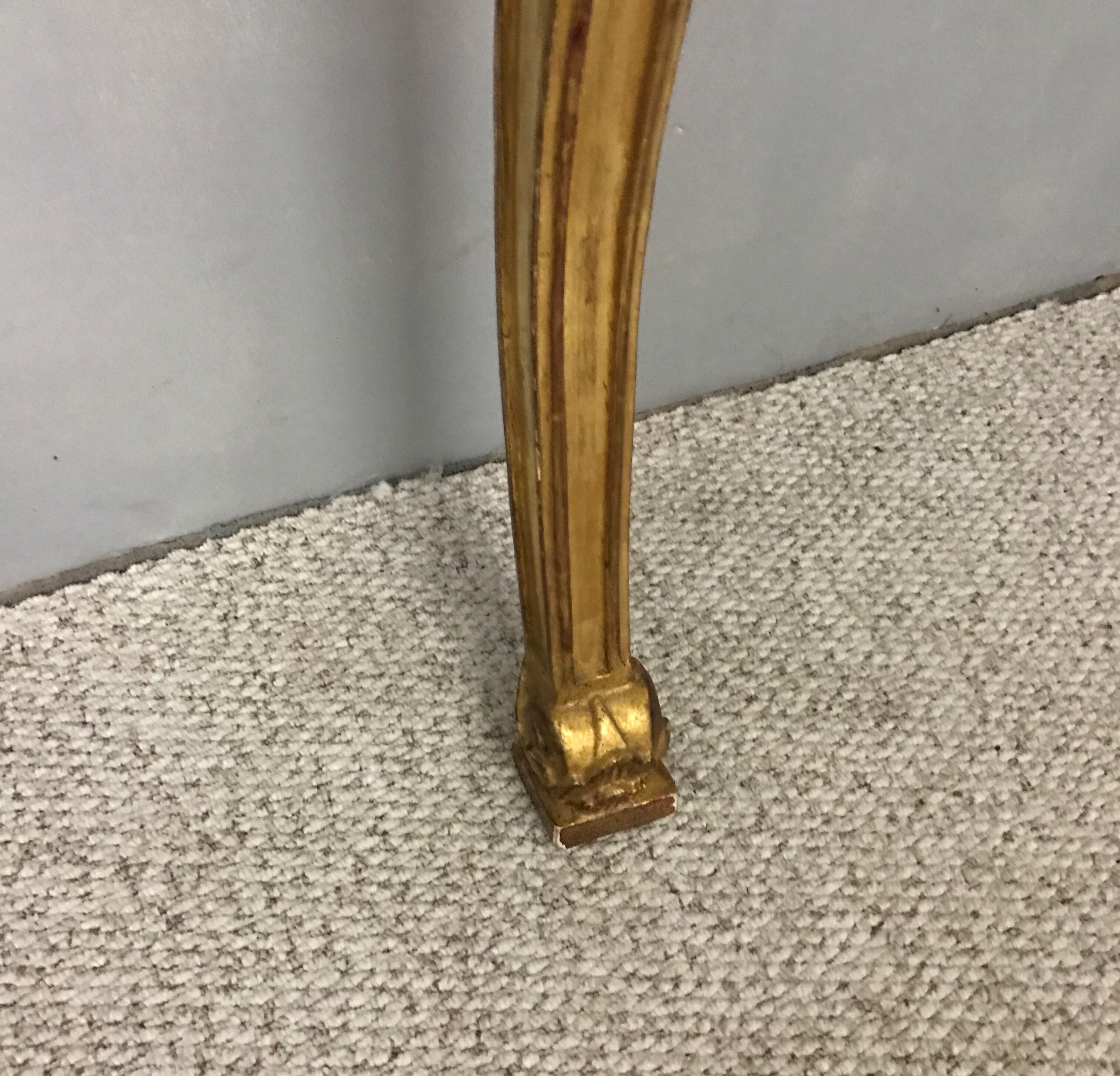 Console en bois doré 1960