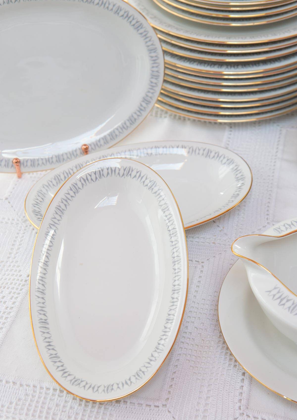 Vaisselle en porcelaine suédoise hackefors / hutschenreuther neuve (54 pcs)