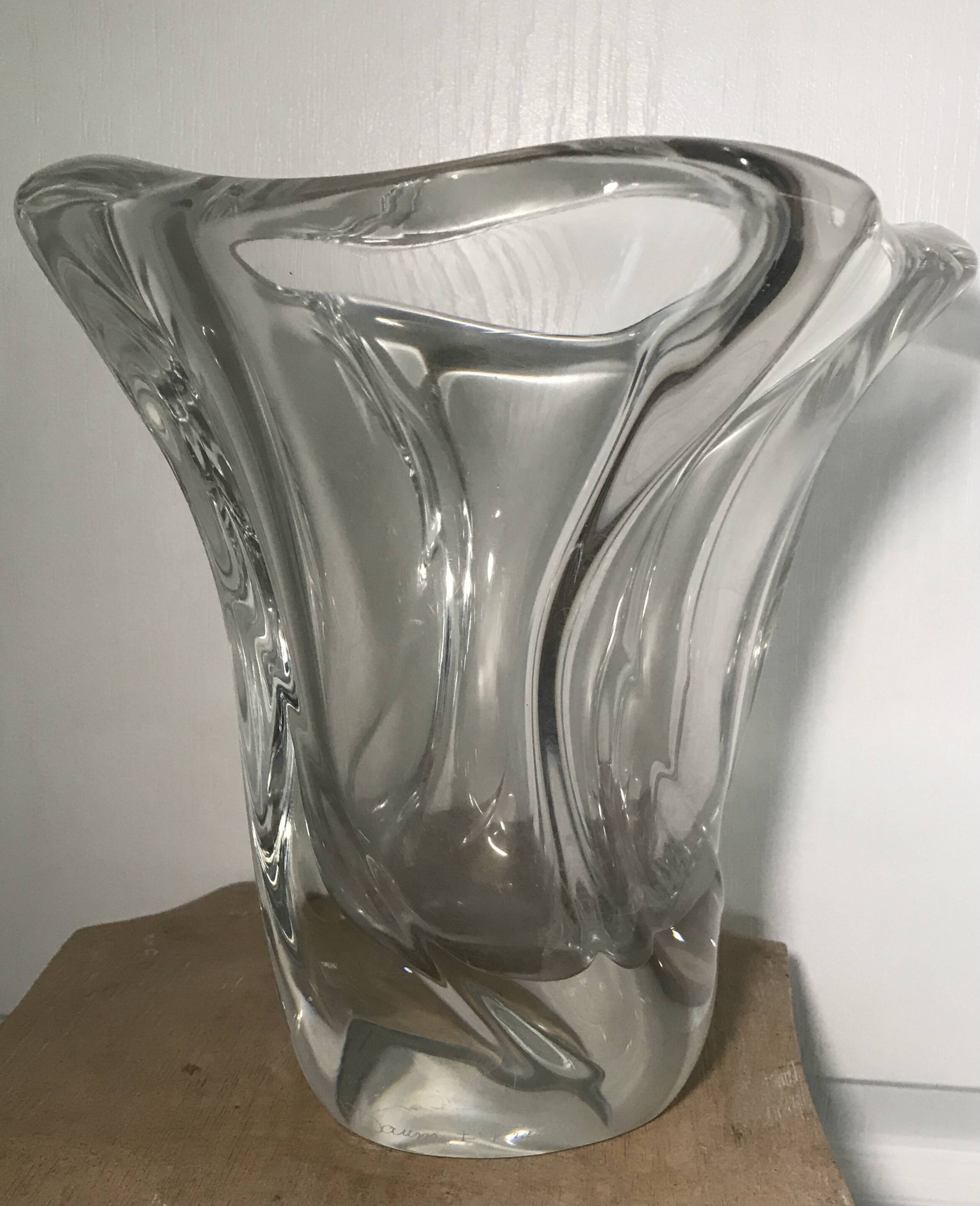 Crystal vase signed daum france free form 4.4 kg
