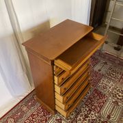 Tall chest of drawers with 6 drawers
