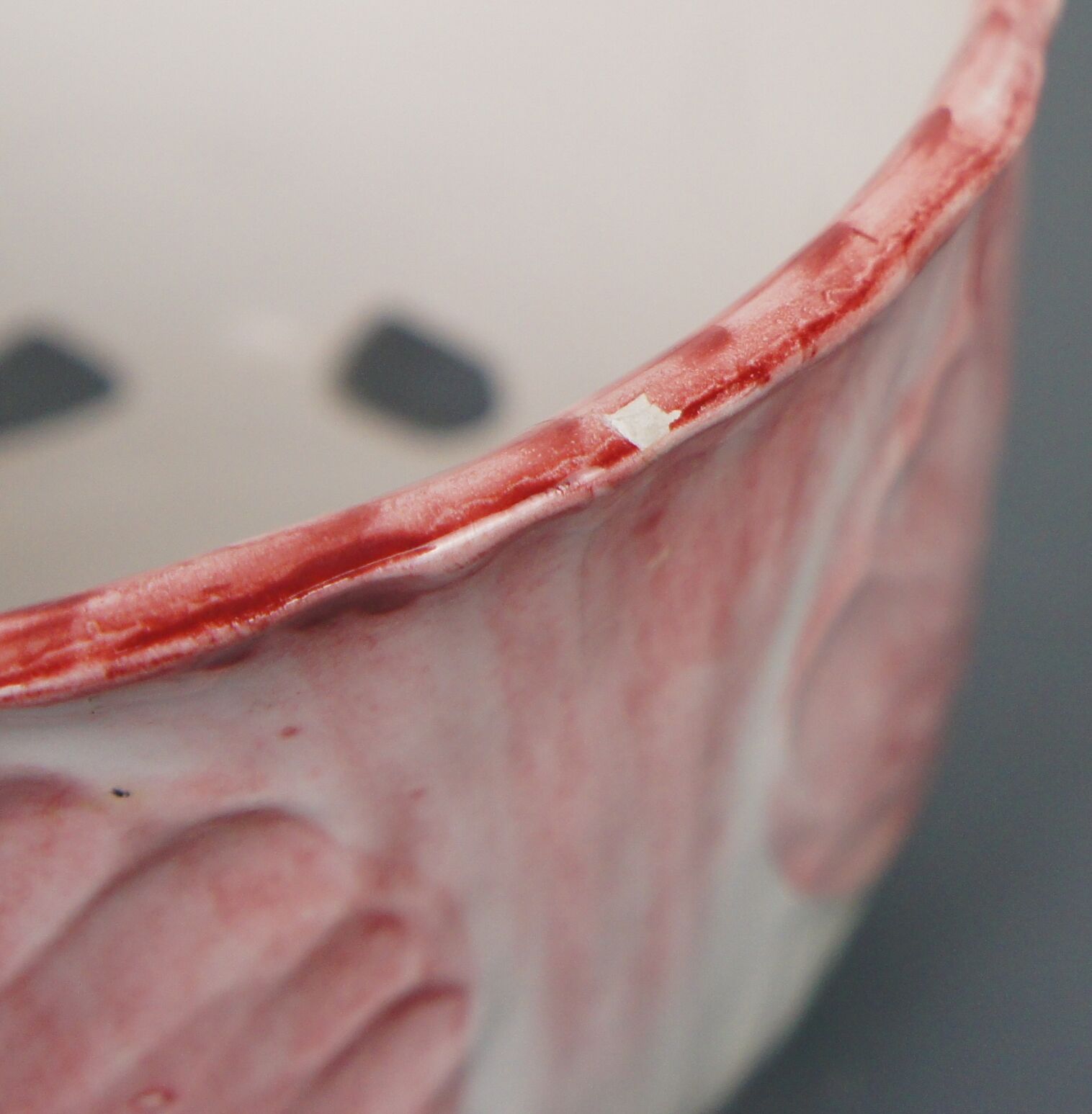 Open ceramic dabbling candoe