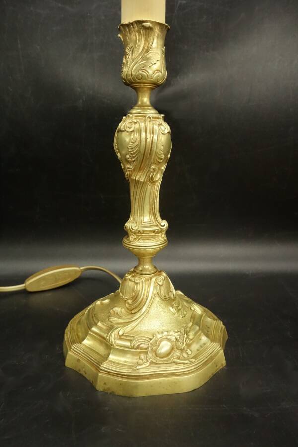 Paire de pieds de lampe style Louis XV - bronze doré