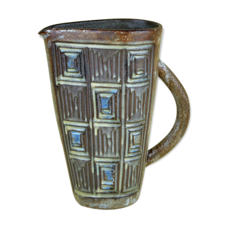 Alexandre Kostanda pitcher with geometric decoration
