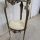 Table d'appoint en bronze tripode