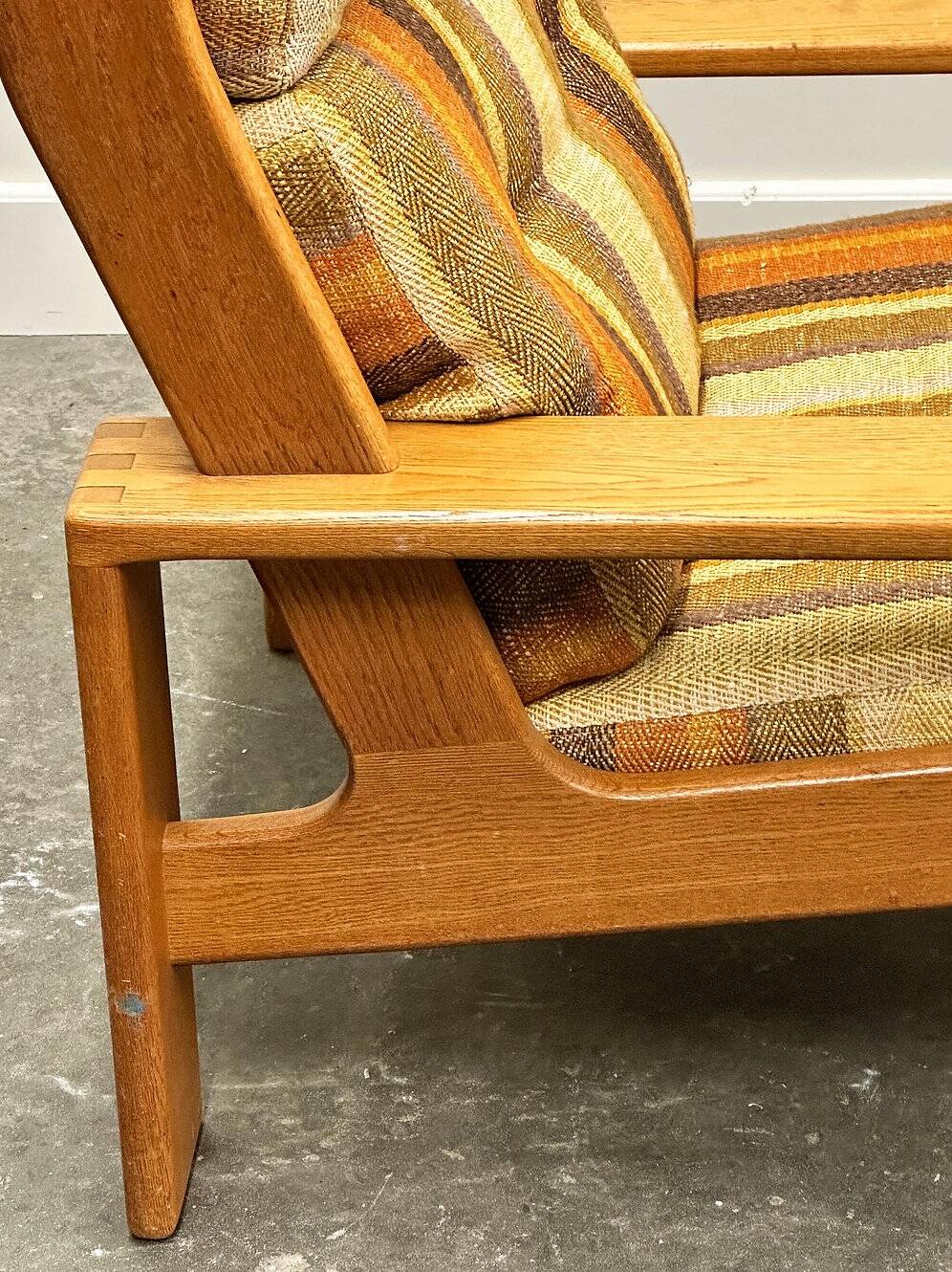 Vintage large elm wood lounge chair with original fabric, 1970s France