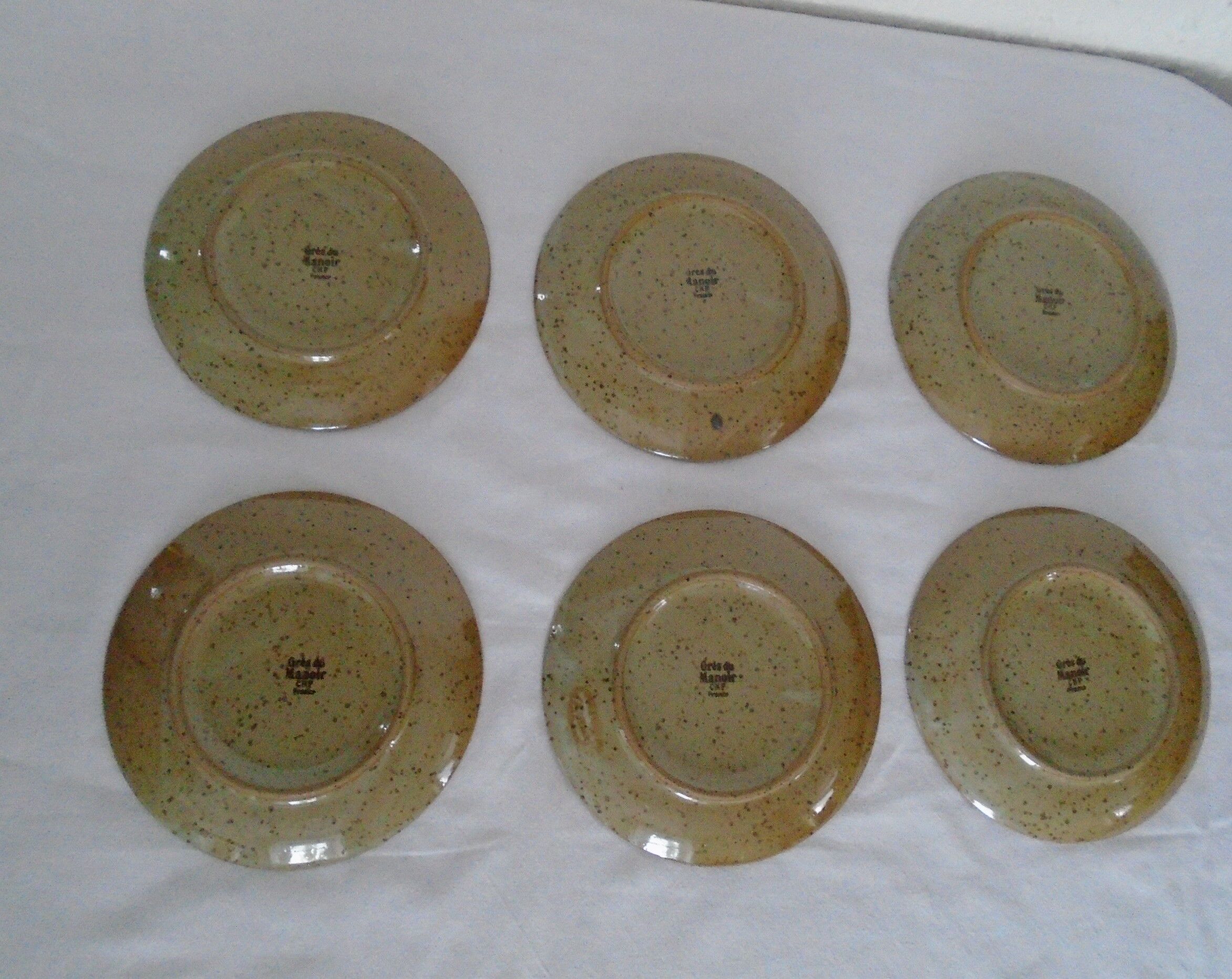 6 plates of sandstone desserts from the CNP France