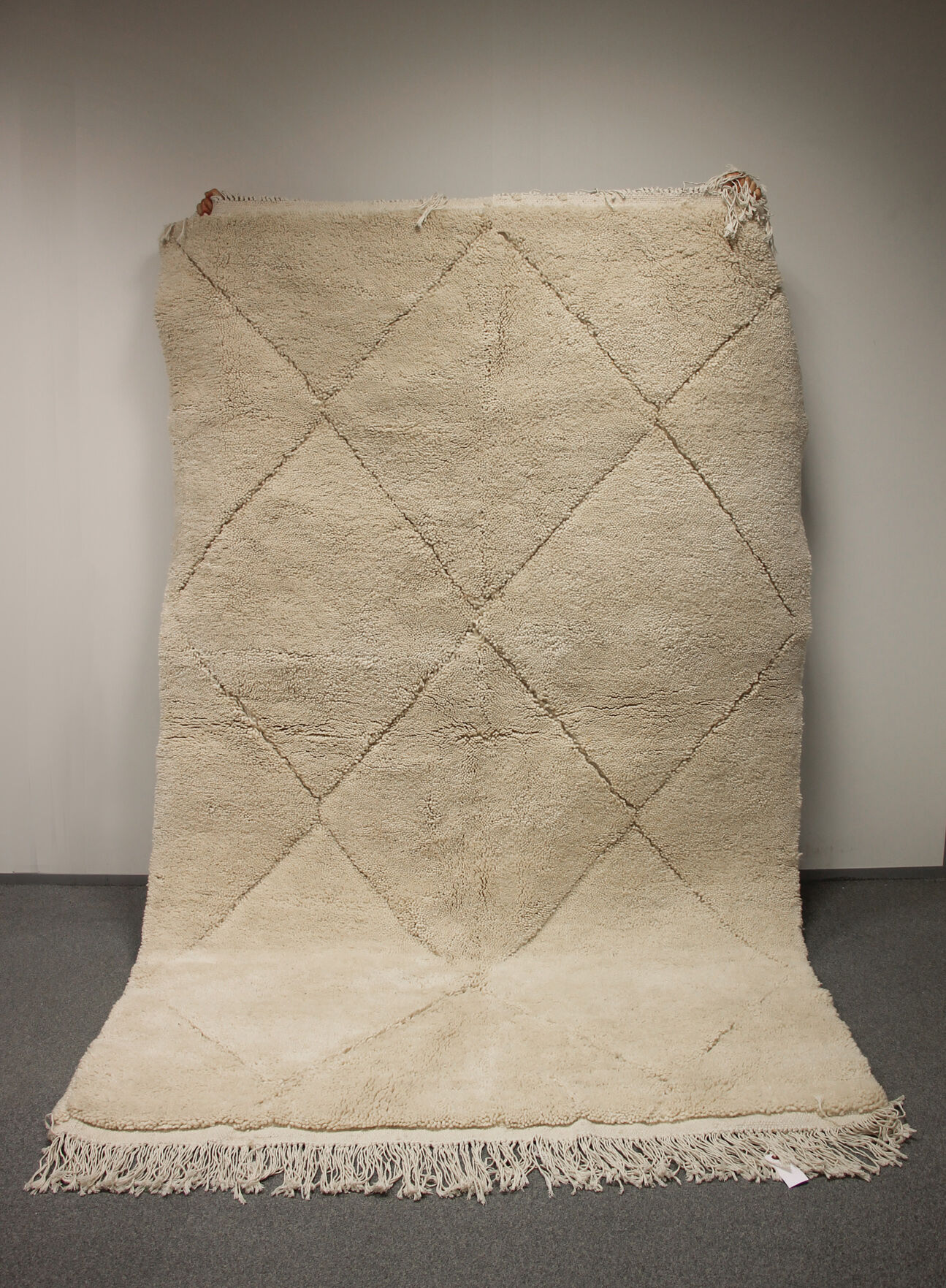 Beni ouarain white carpet 255x160cm