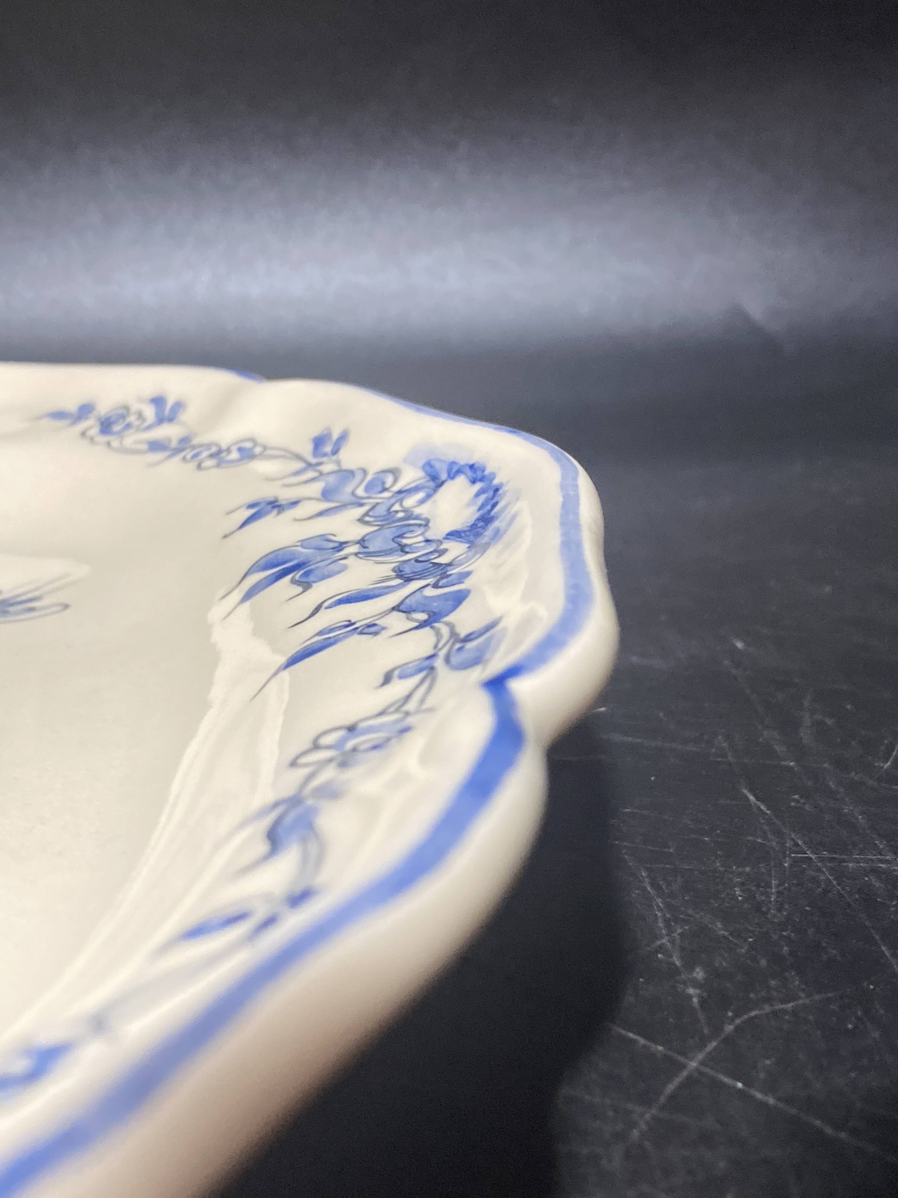 Decorative ceramic dish