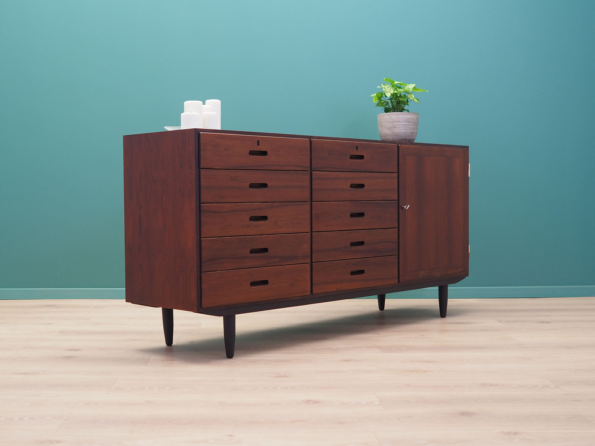 Rosewood chest of drawers, Danish design, 1970s, designer: Kai Winding