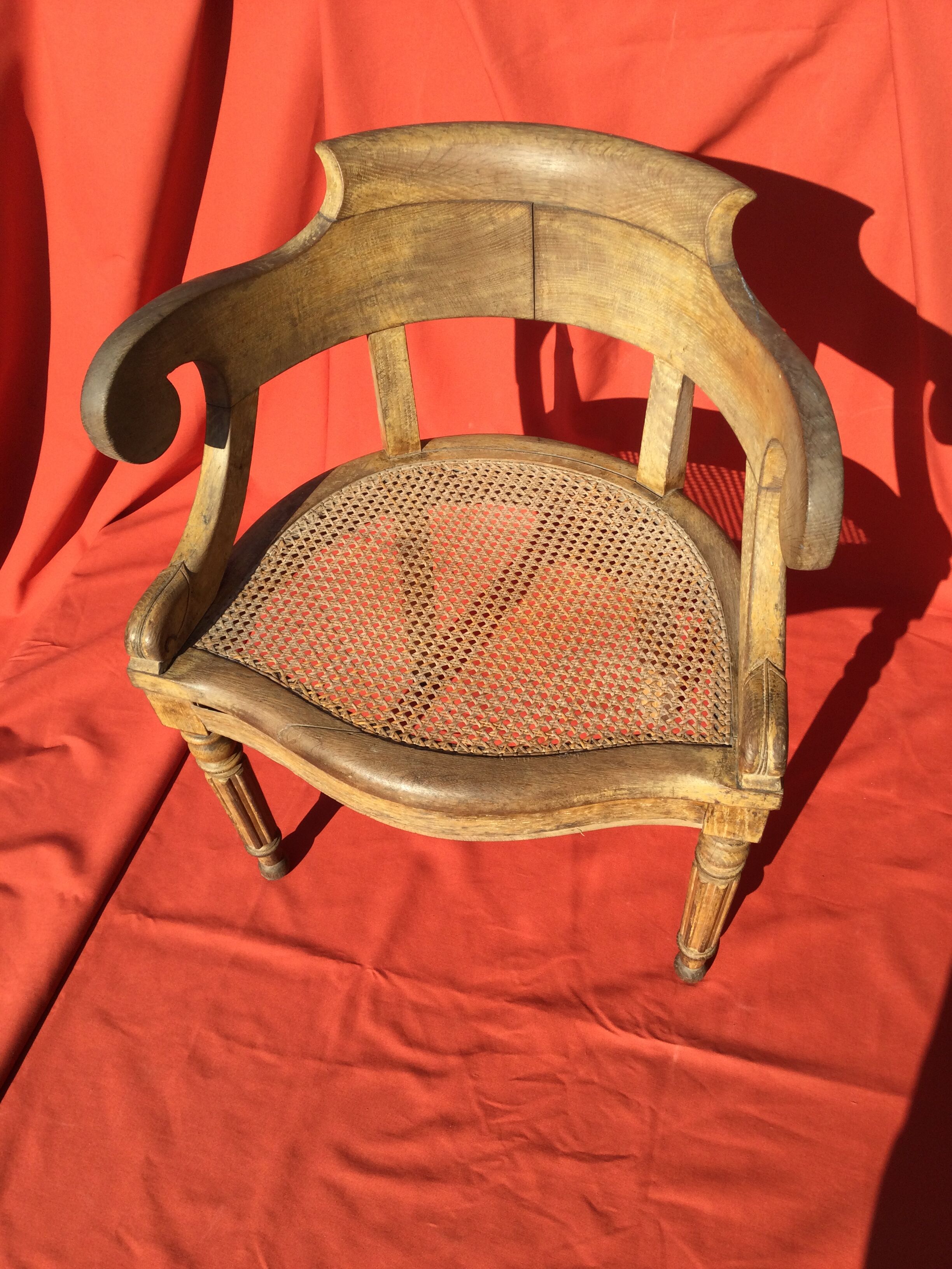 Louis XVI-style wooden desk and canage