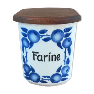Flour pot st-amand