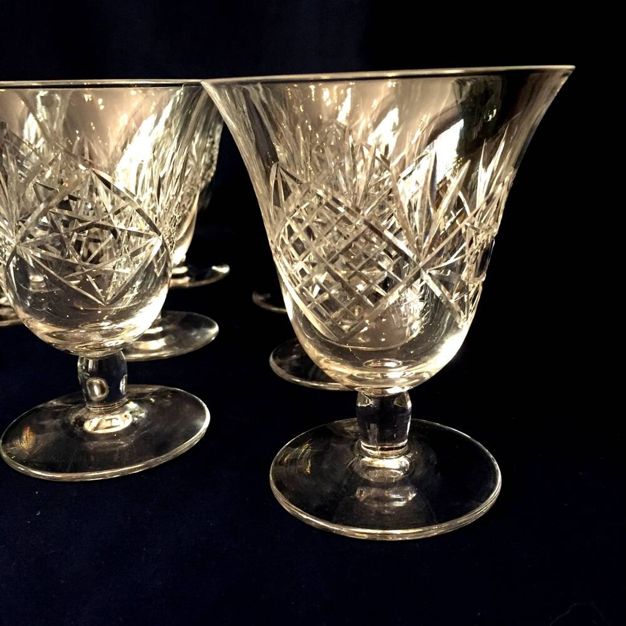 Set of 7 St-Louis crystal red wine glasses