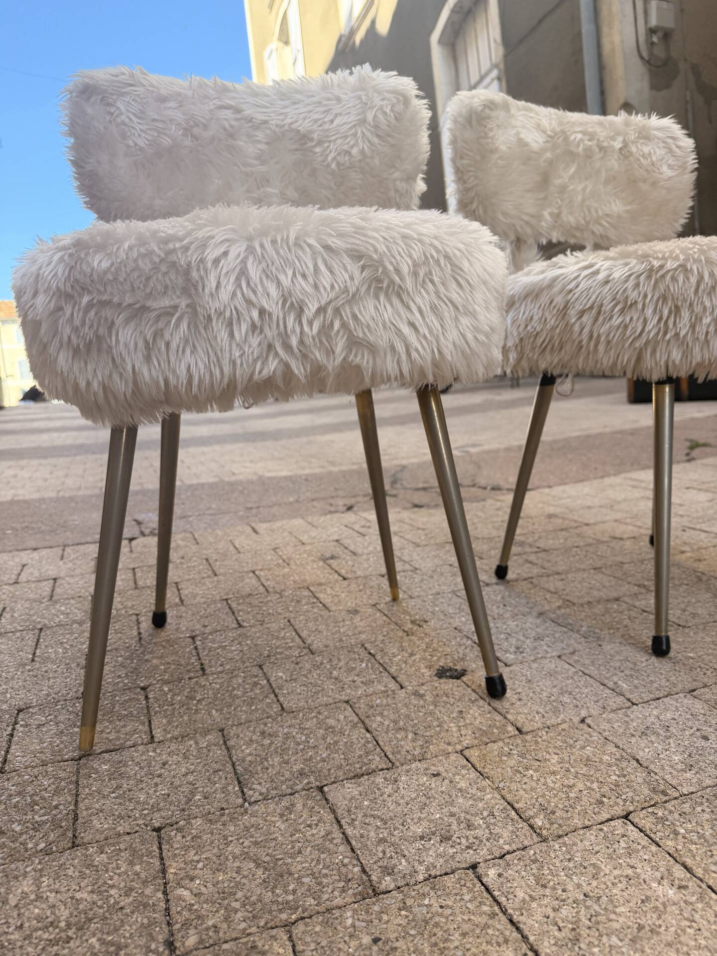 Paire de fauteuil 70’s fourrure