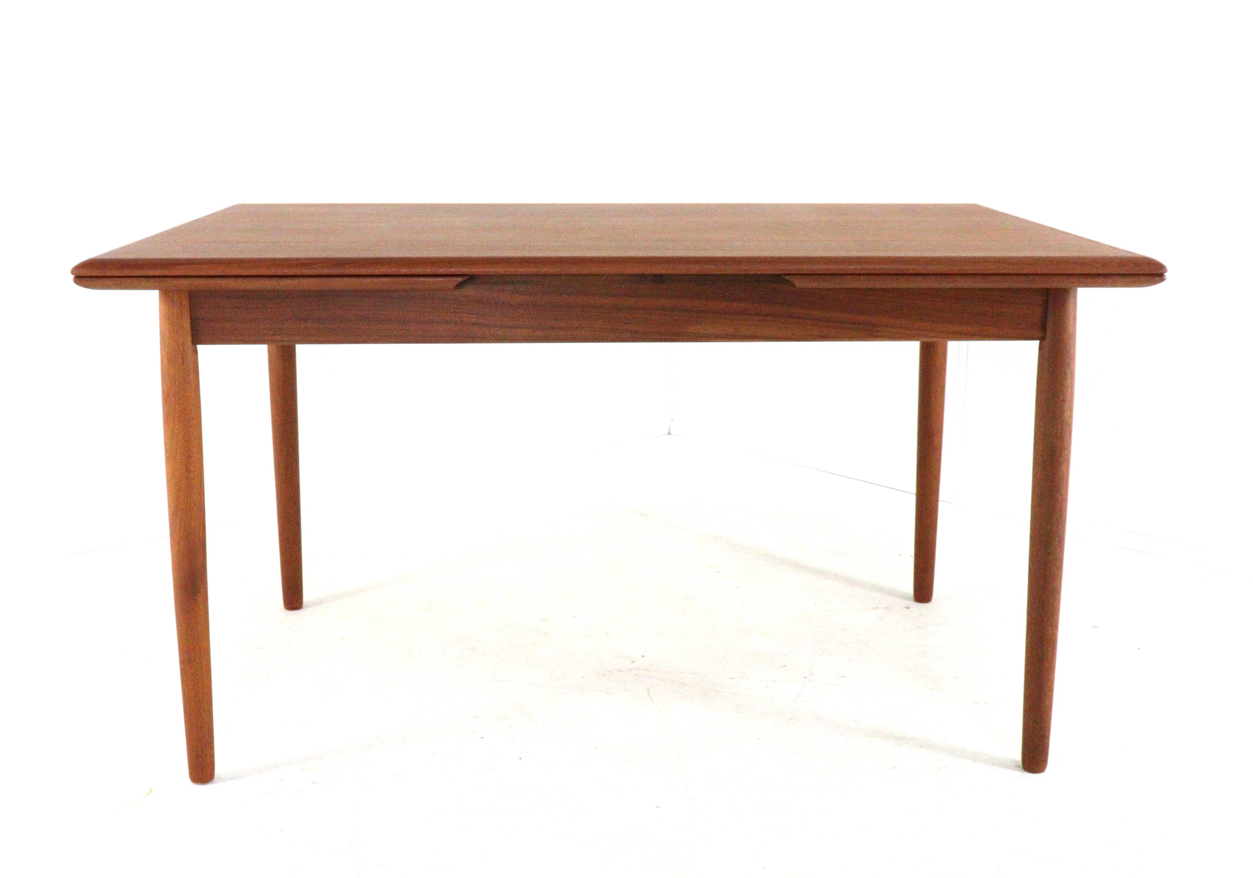 Table à manger rectangulaire extensible danoise 'Siem' en teck