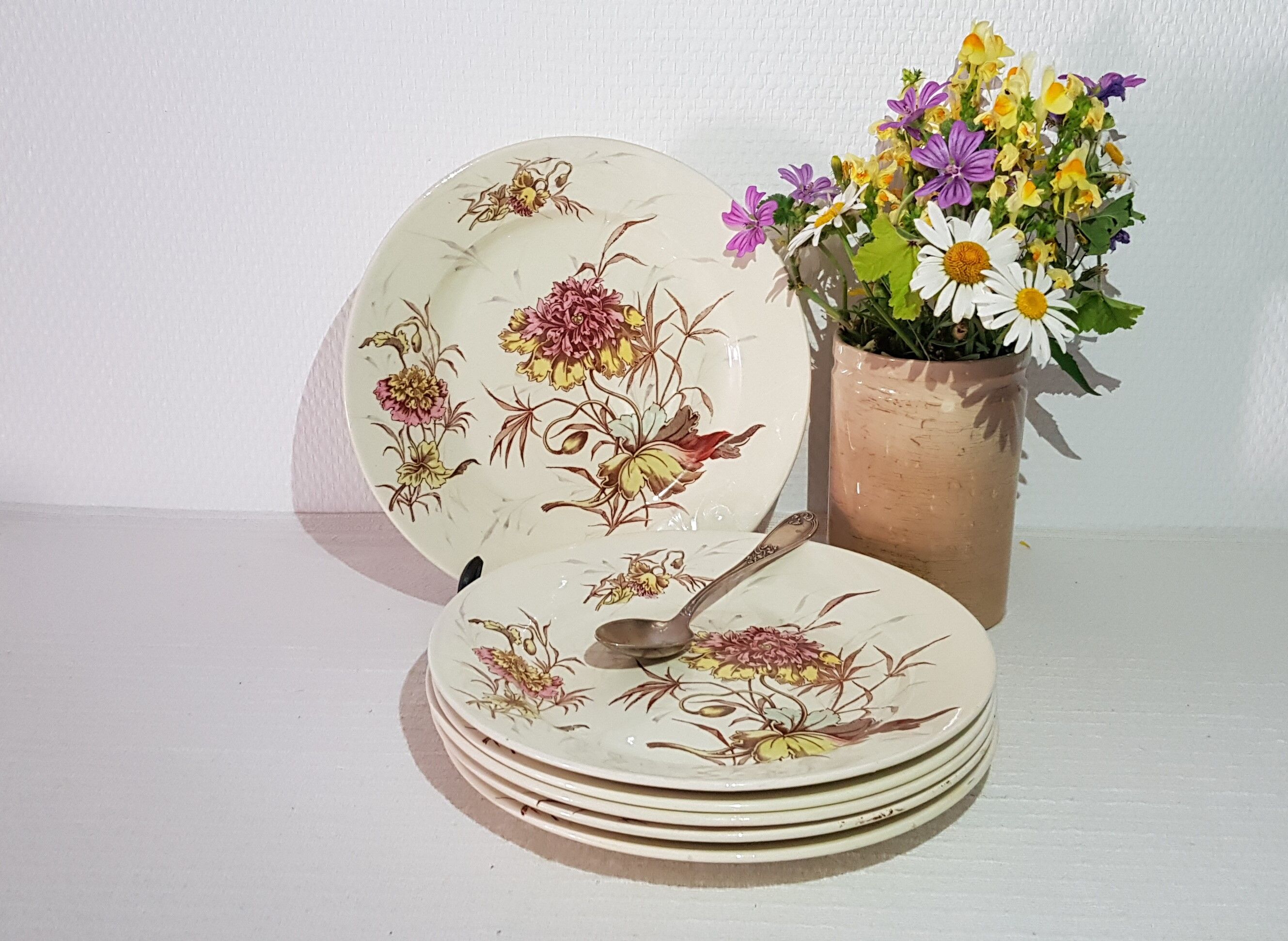 Set of 6 dessert plates in Luneville earthenware, iron earth, polychrome