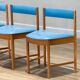 7 chaises de salle à manger McIntosh en vinyle bleu
