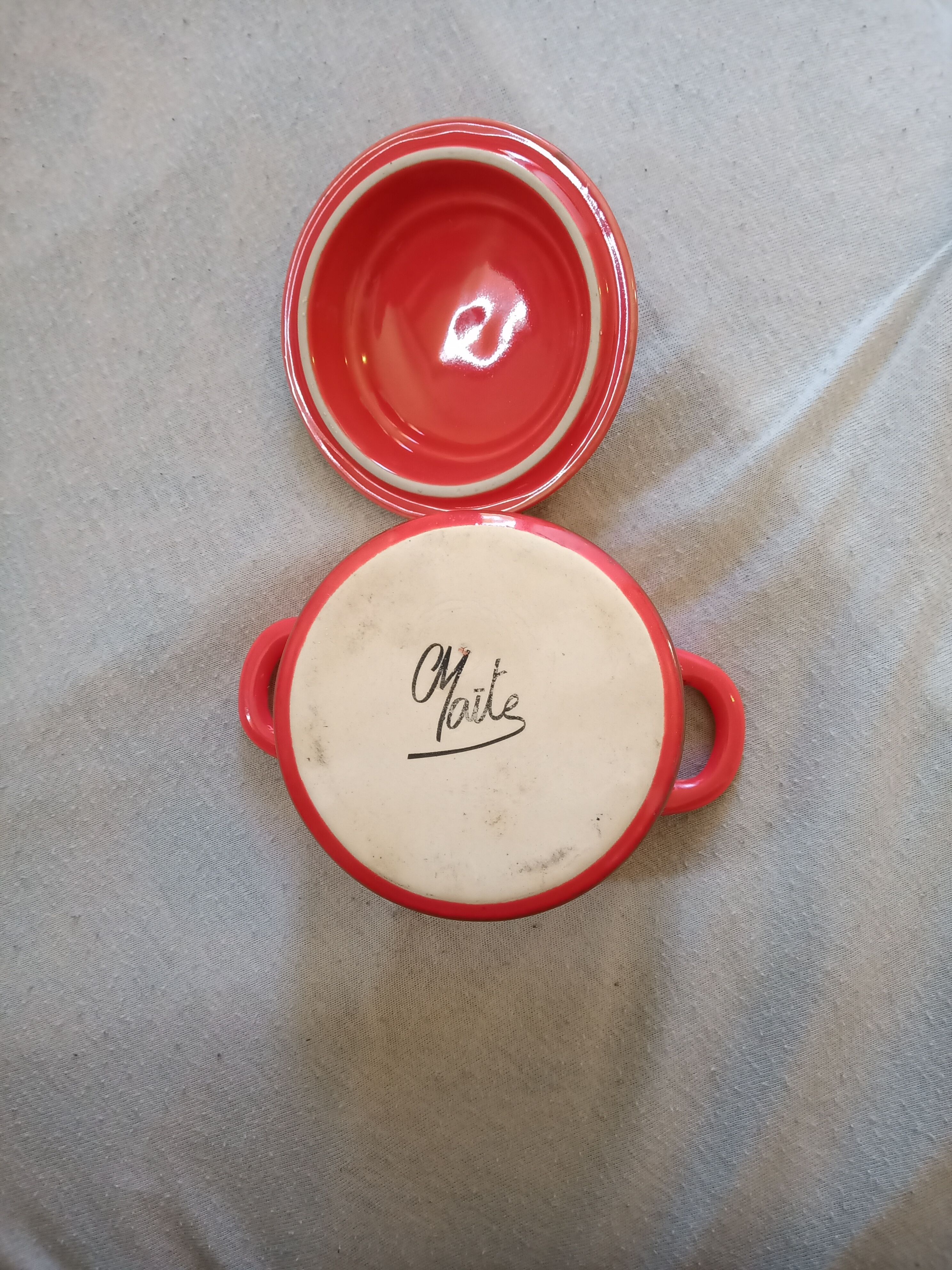 Two stoneware casseroles - maïte