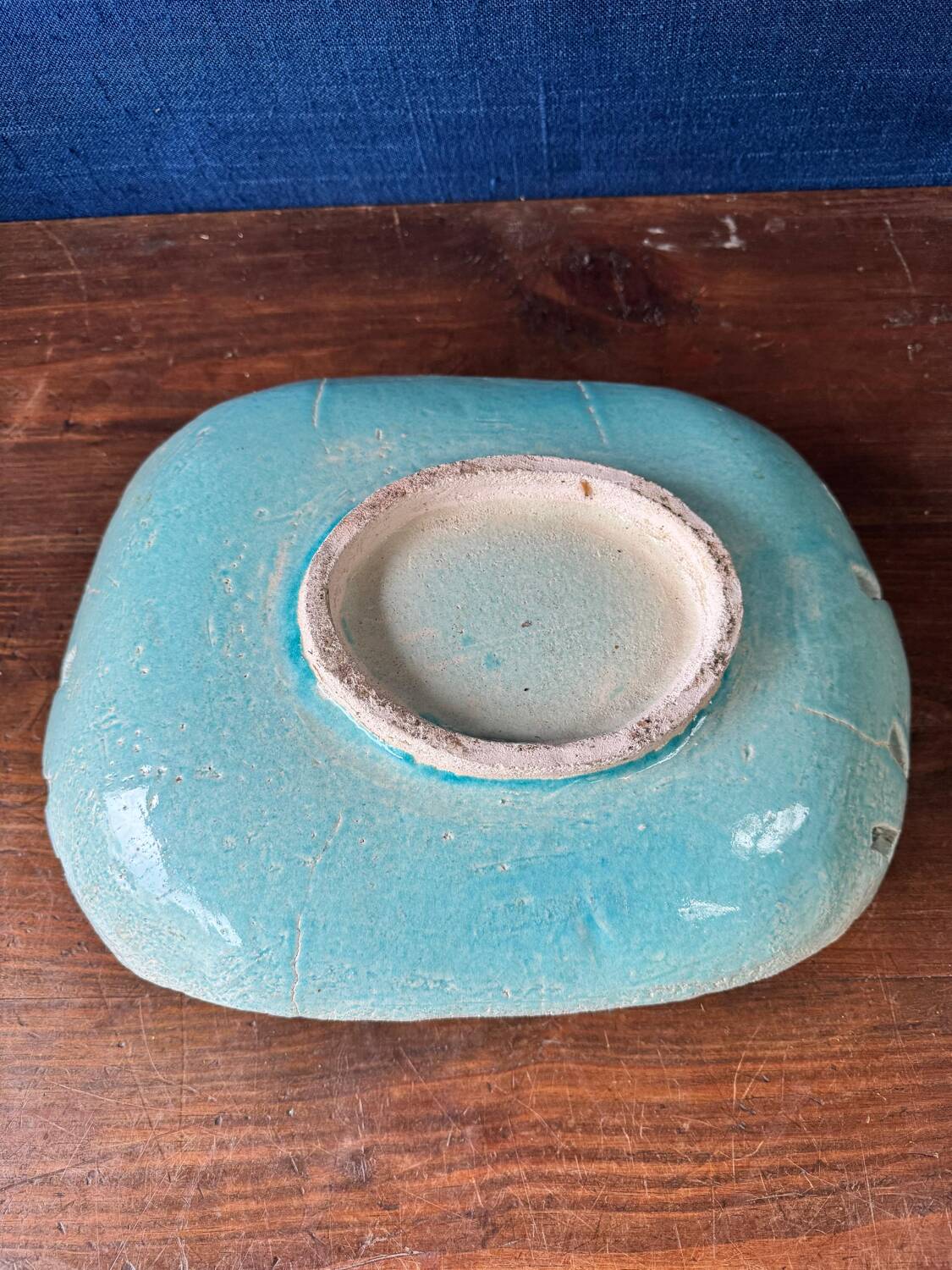 Large fruit bowl / centrepiece in glazed ceramic from the 1970s.