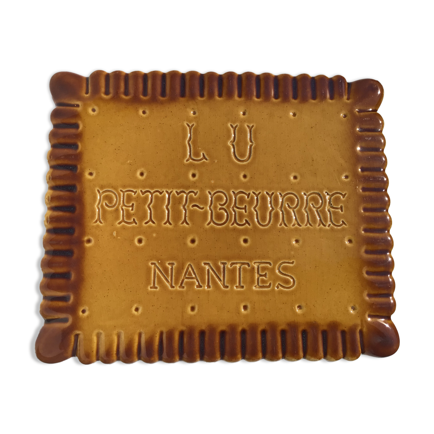 Underside Lu Petit-Beurre Nantes earthenware