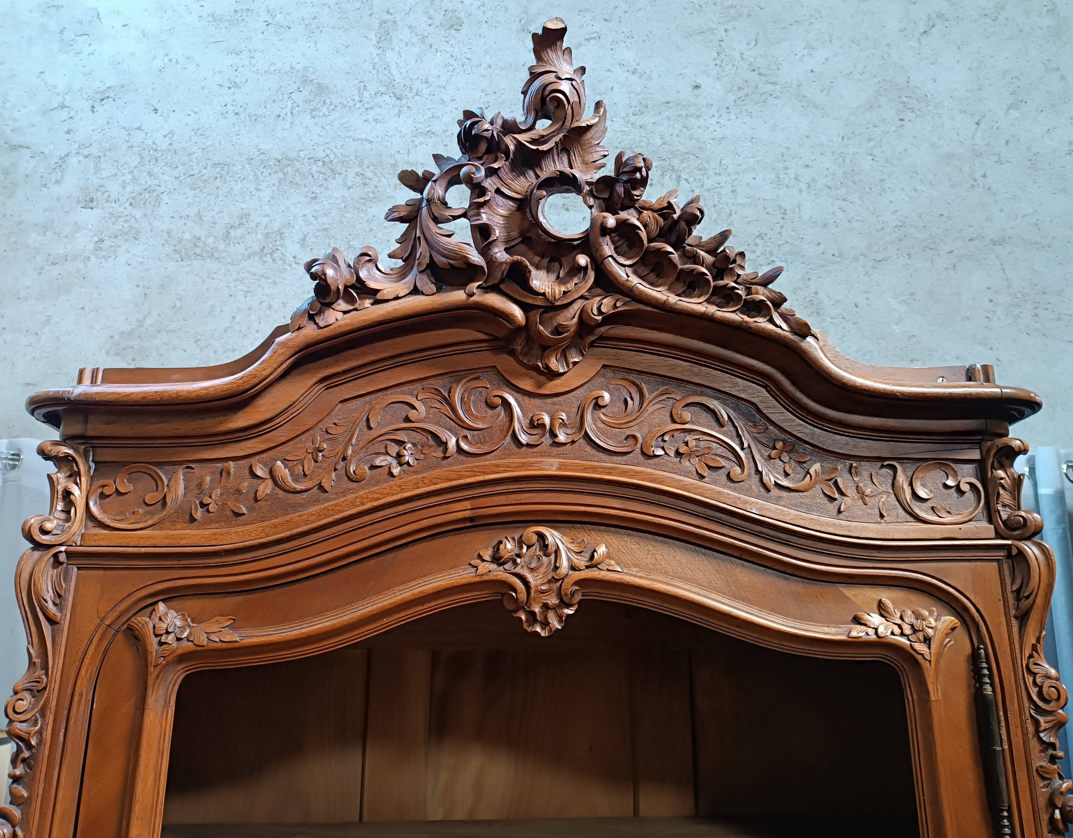 Rococo library in walnut
