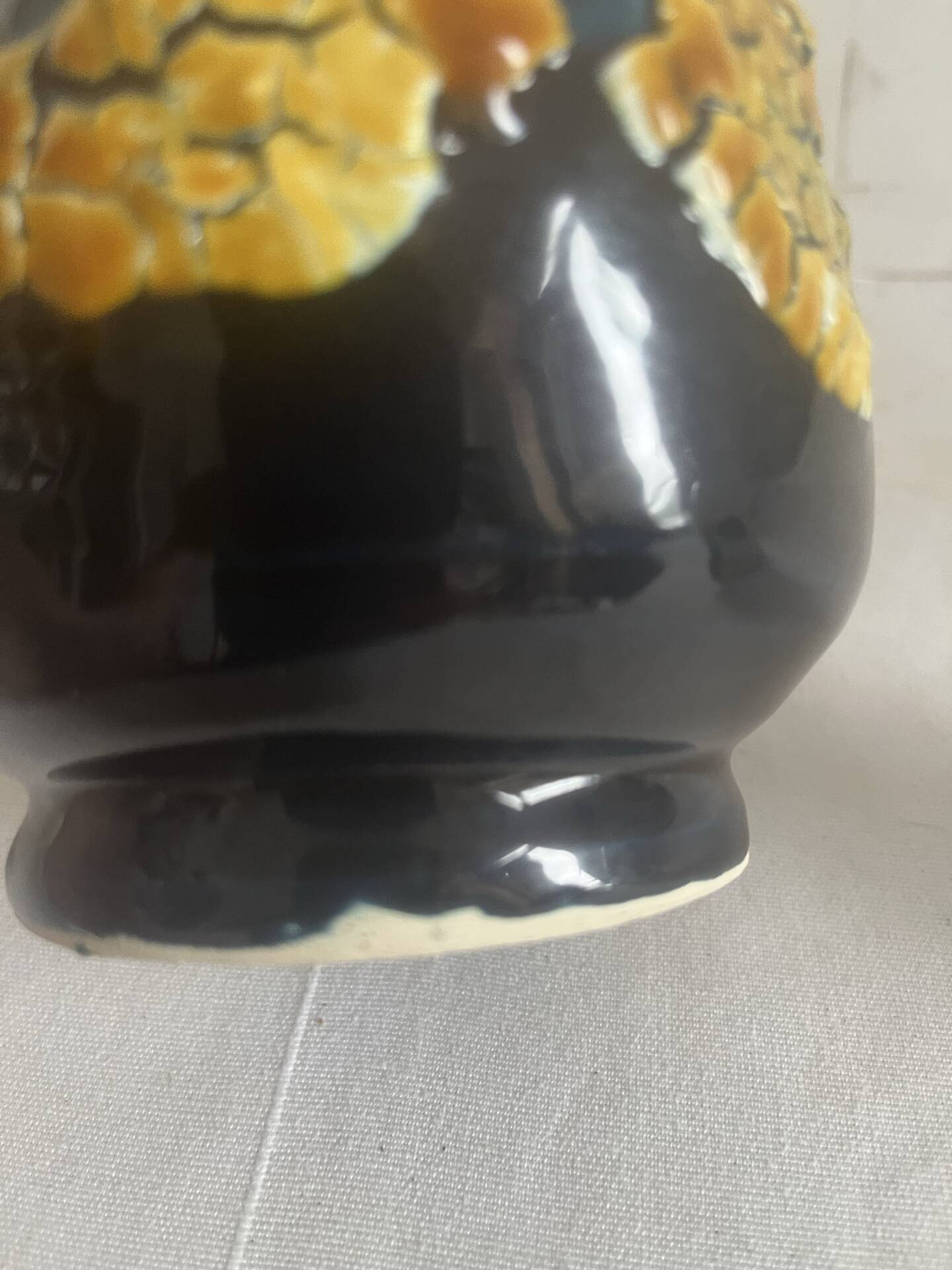 Vintage fat lava Vallauris pichet vase