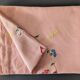 Nappe ancienne en lin épais brodé main rose 170x130 cm – Pièce unique