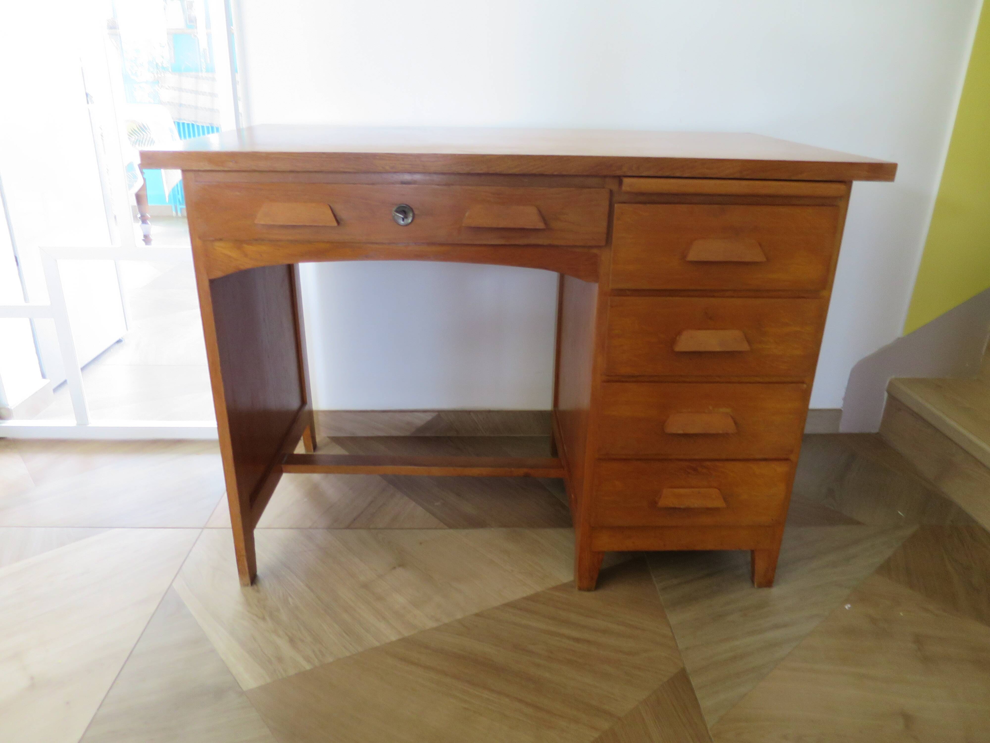 Vintage modernist desk - 5 drawers - shelf - 1950s - closure mechanism