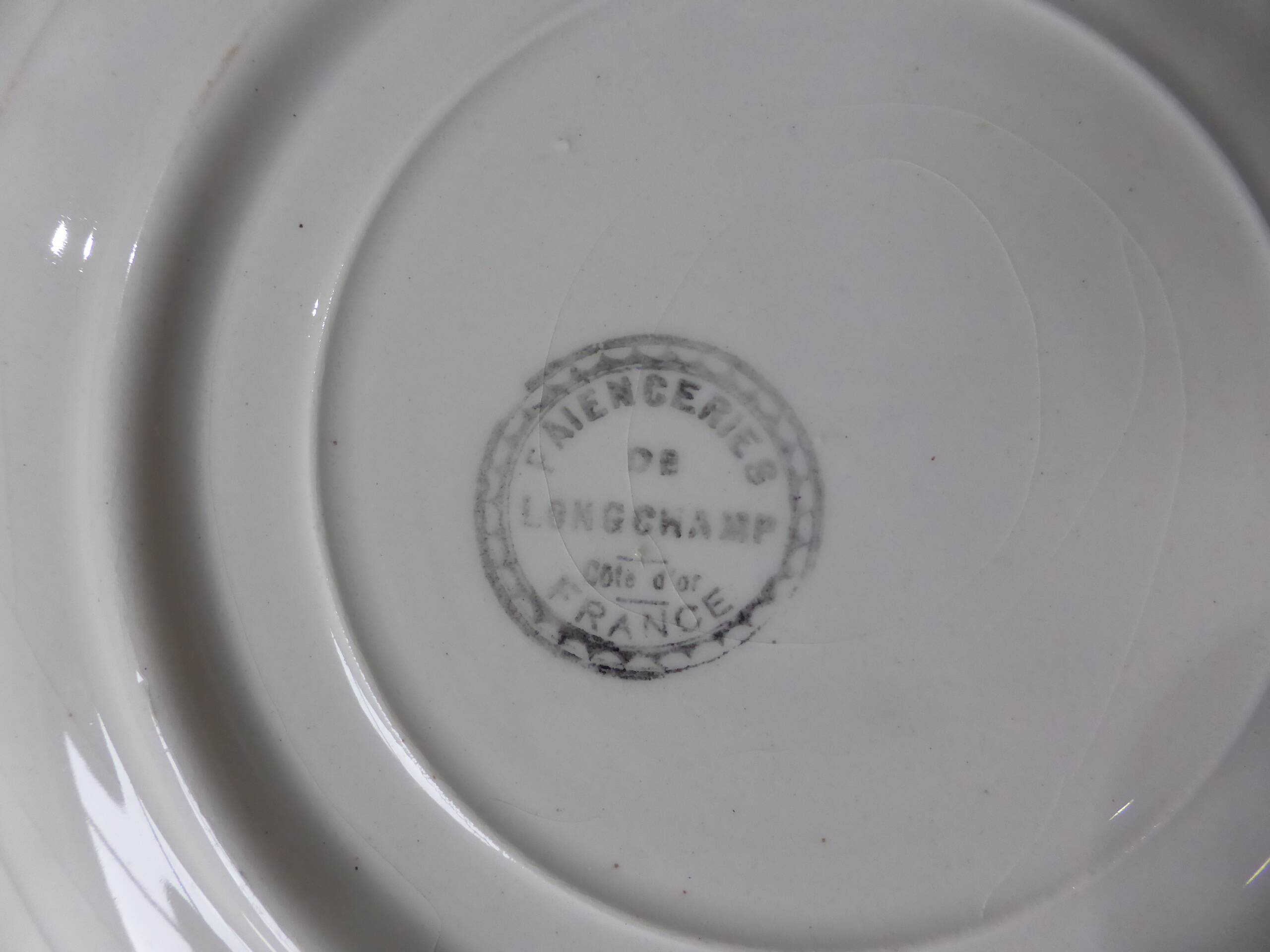 Vintage deep plate from Longchamp 231122