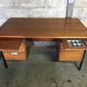 Bureau vintage des années 60