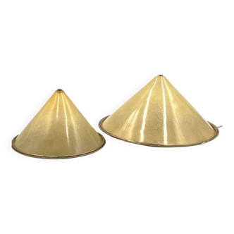 Set of 2 conic shaped fiberglass and brass table lamps, Italy 1970s