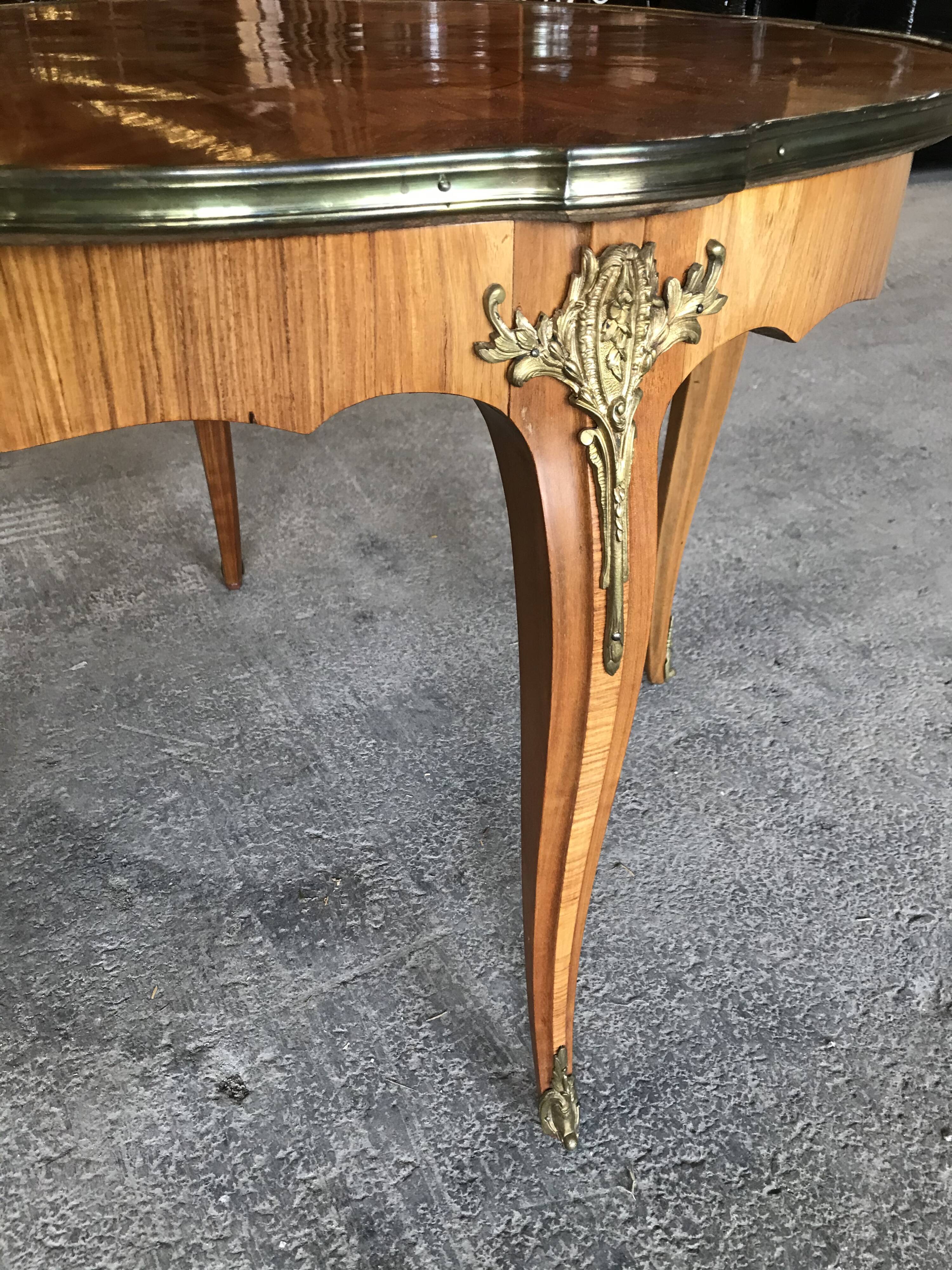 Coffee table Louis XV rosewood