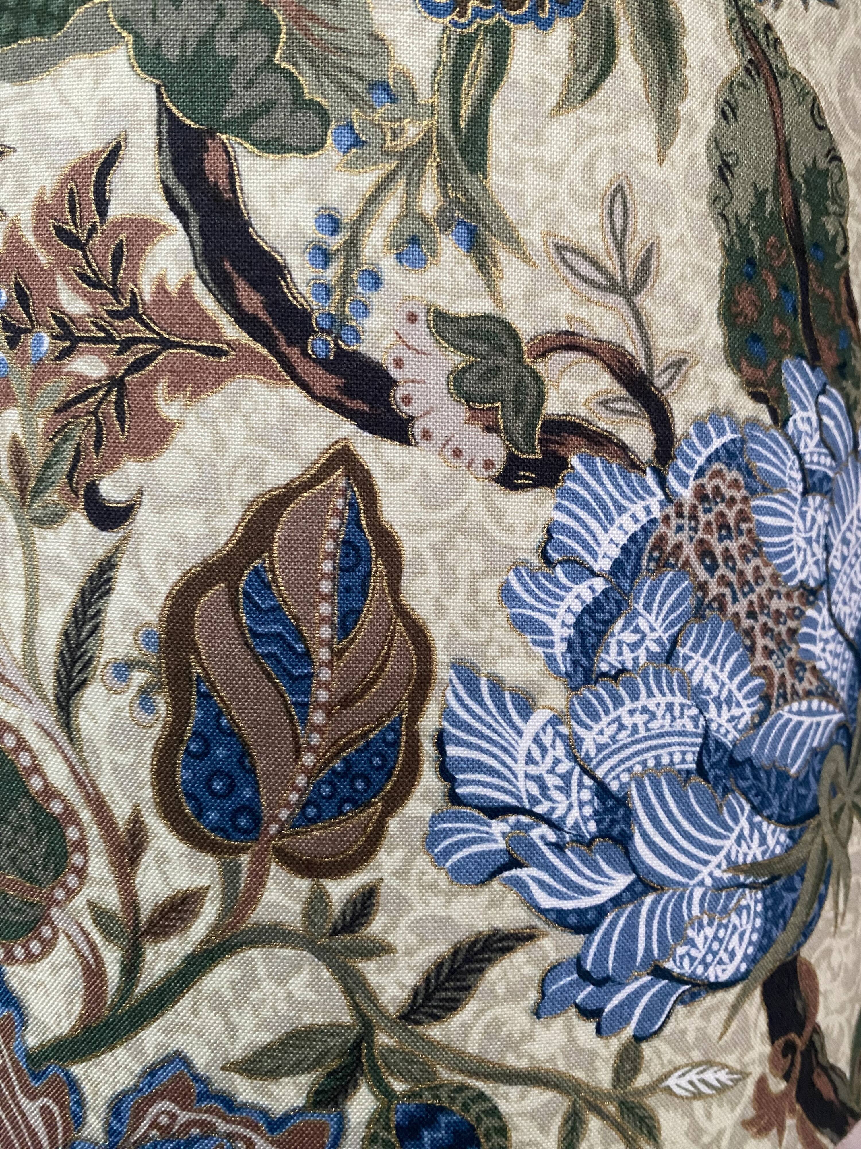 Baroque lamp in metal, wood and fabric