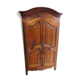 Wardrobe louis xv hat of gendarme in walnut of the xviii century