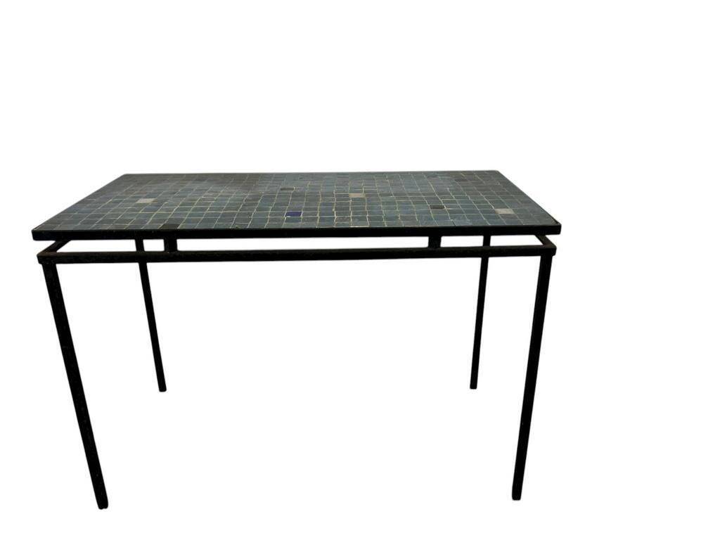 Table basse vintage en mosaïque bleue / table à plantes