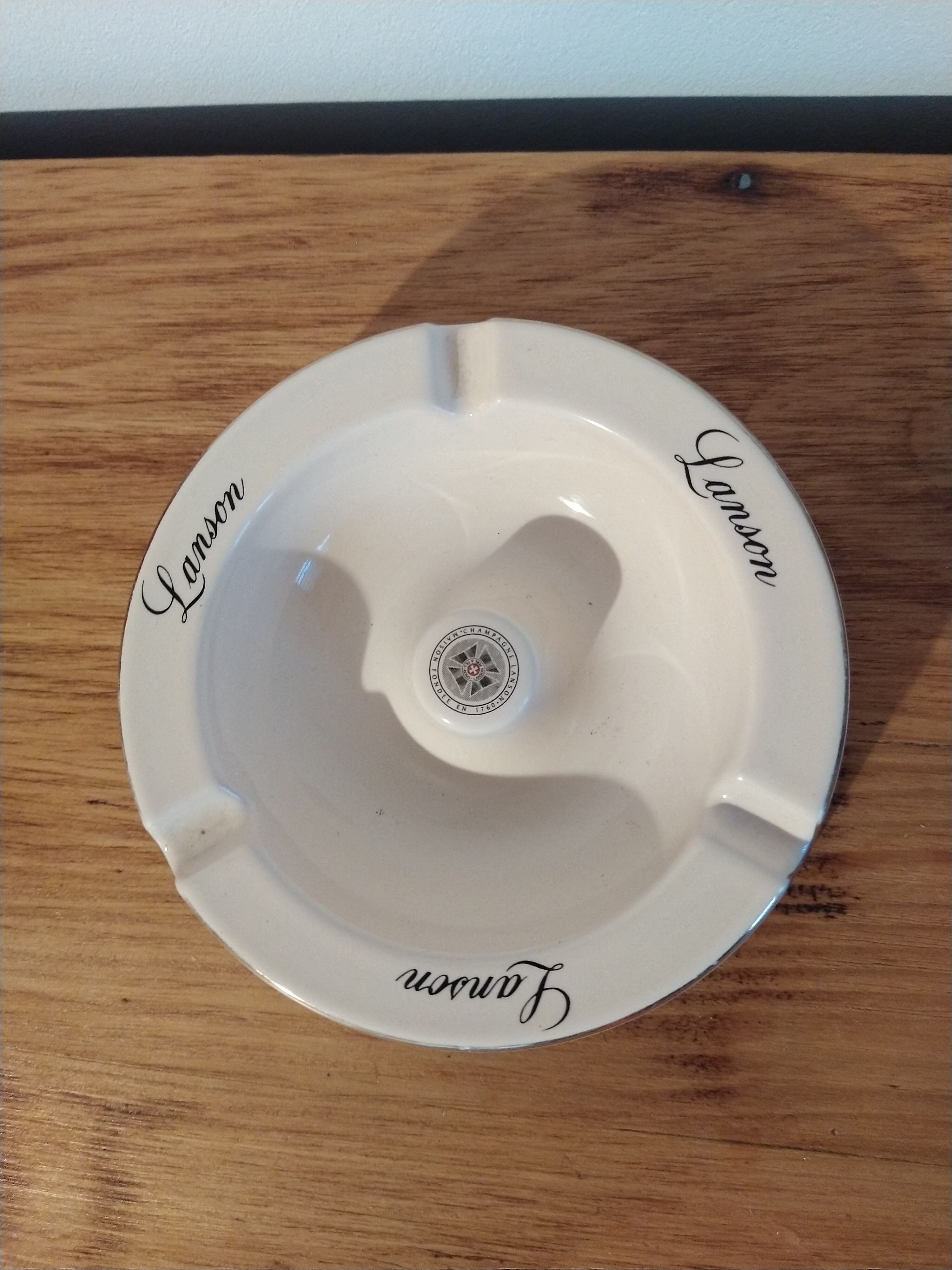 Vintage ashtray advertising champagne lanson