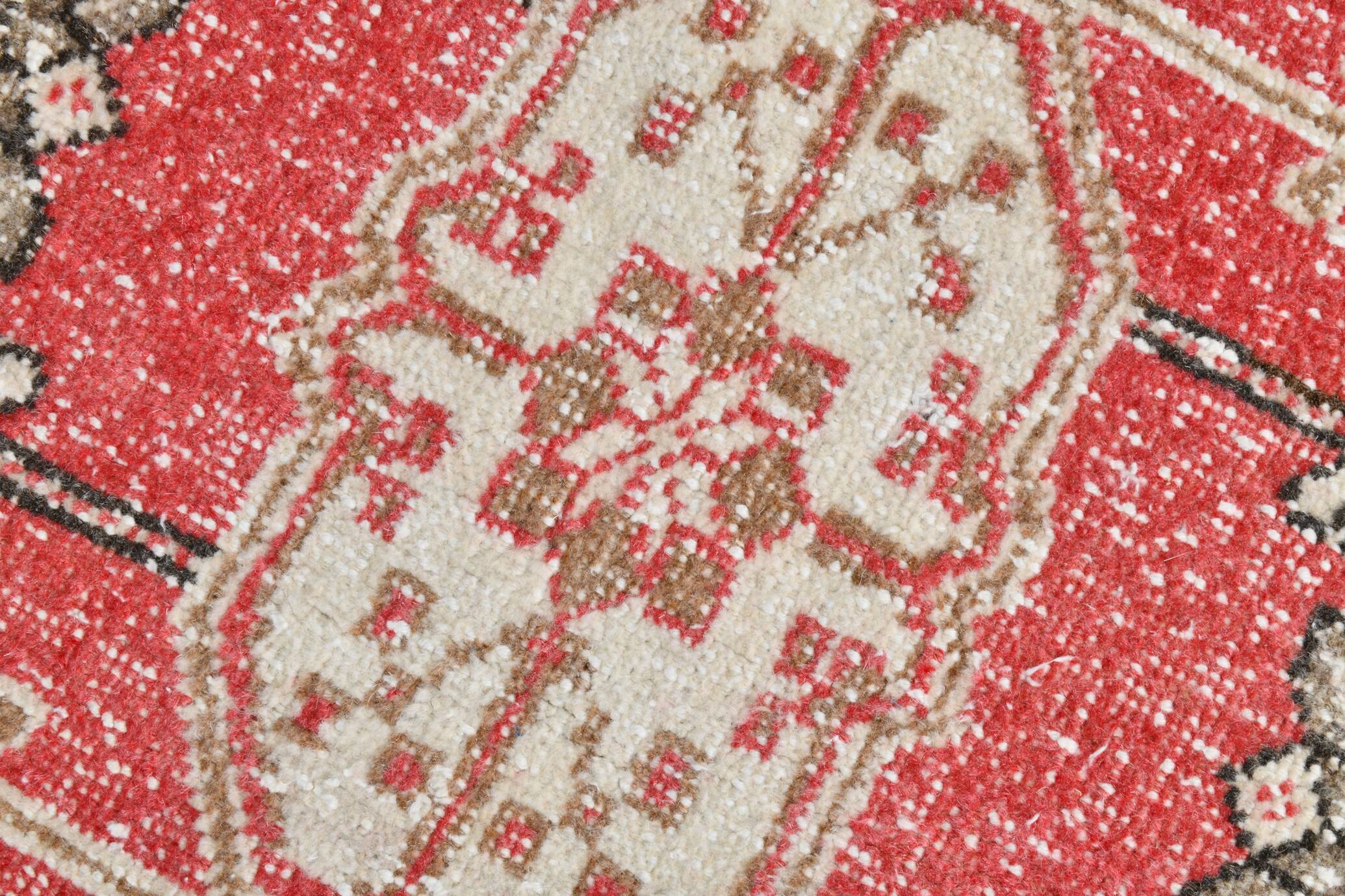 3x10 Red & Beige Persian Runner Rug, 81x302Cm
