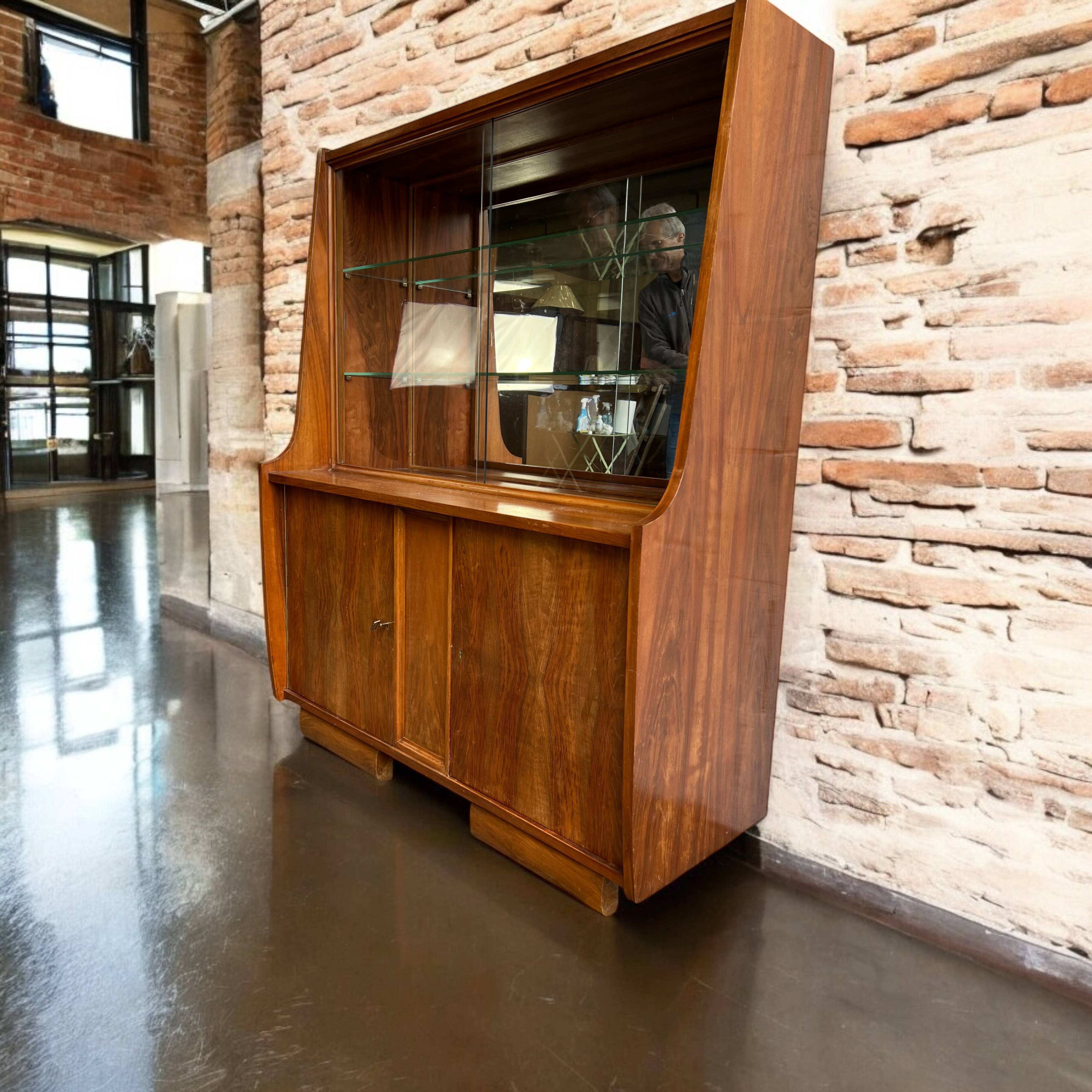 Display cabinet // vintage cabinet/shelf