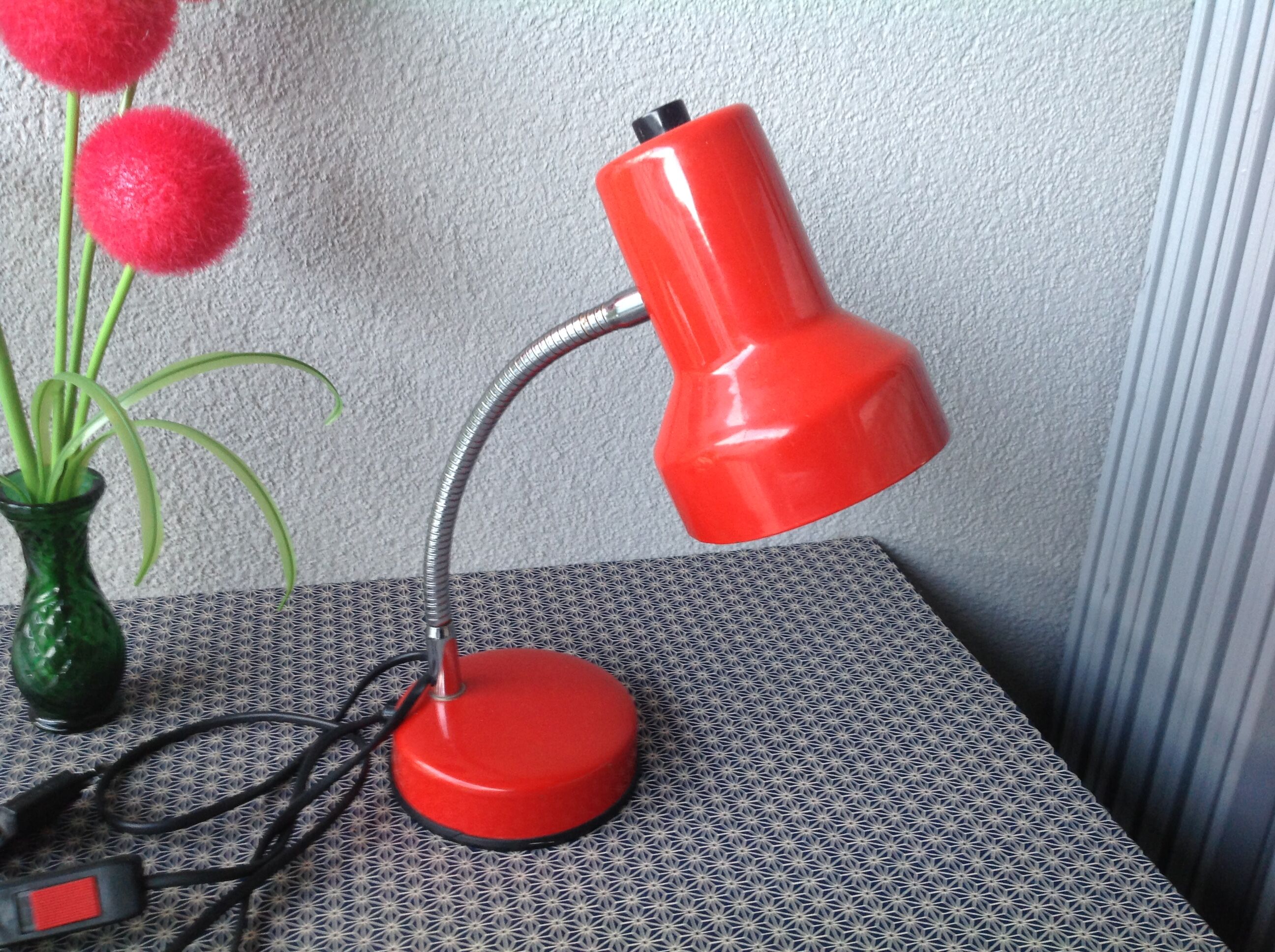 Vintage red office Veneta lamp