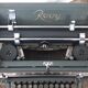 Machine à écrire rooy b44