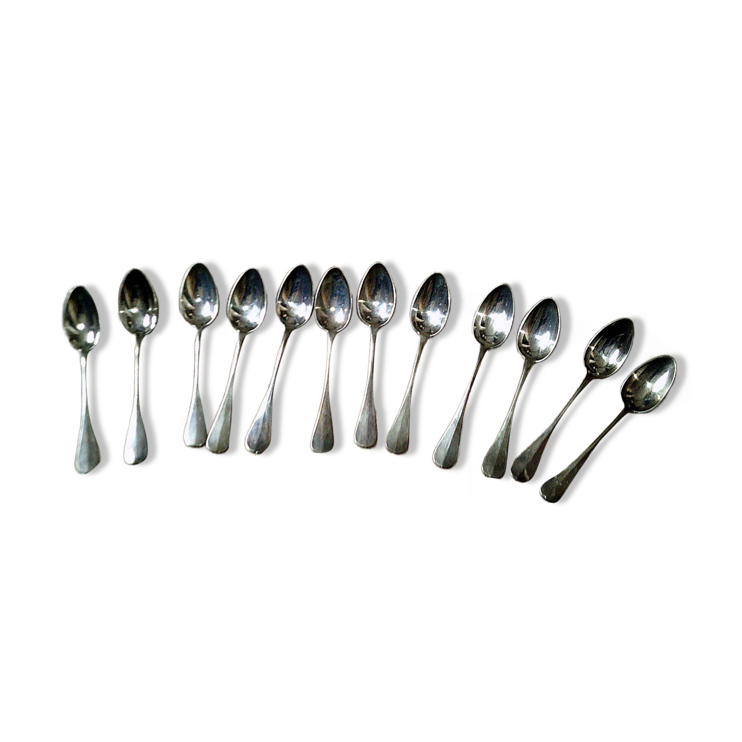 Box of 12 old silver spoons, 18gr 19th century