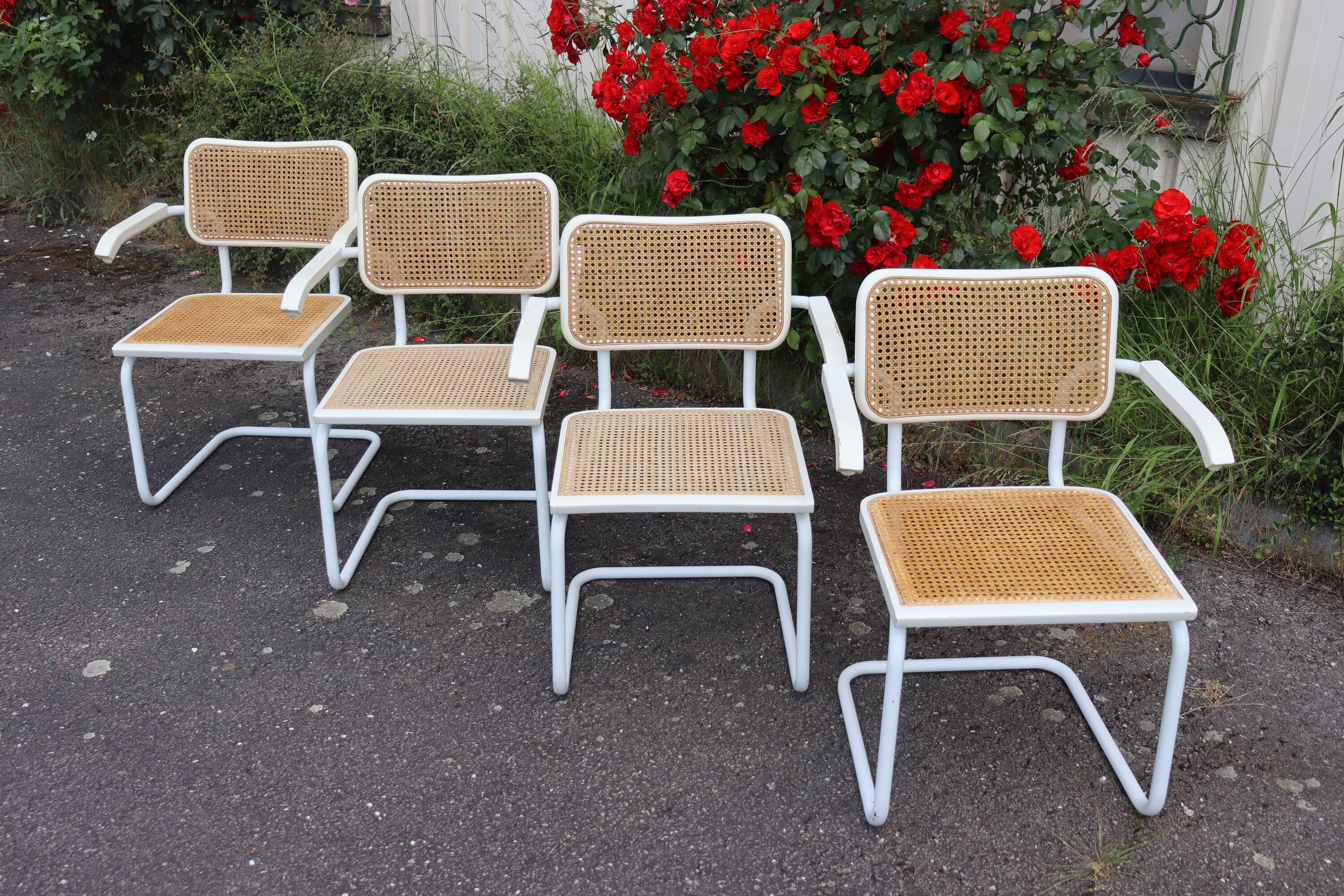 Set of 4 B32 chairs by Marcel Breuer