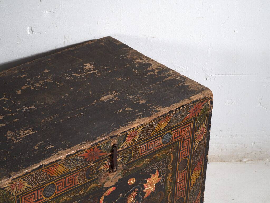 Antique Chinese chest painted in pine wood – China, circa 1900