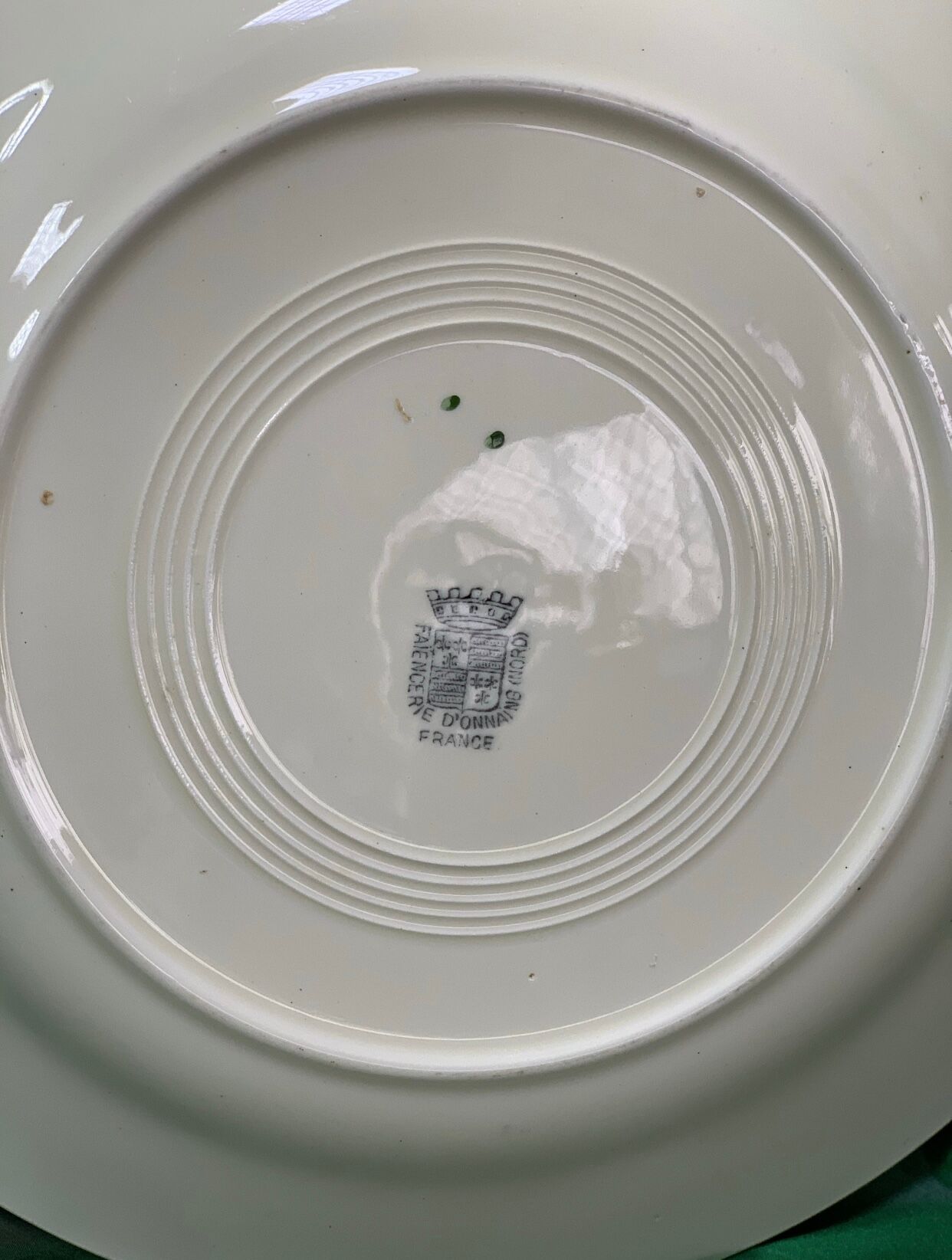 8 Old hollow earthenware plates, Manufacture d'Onnaing