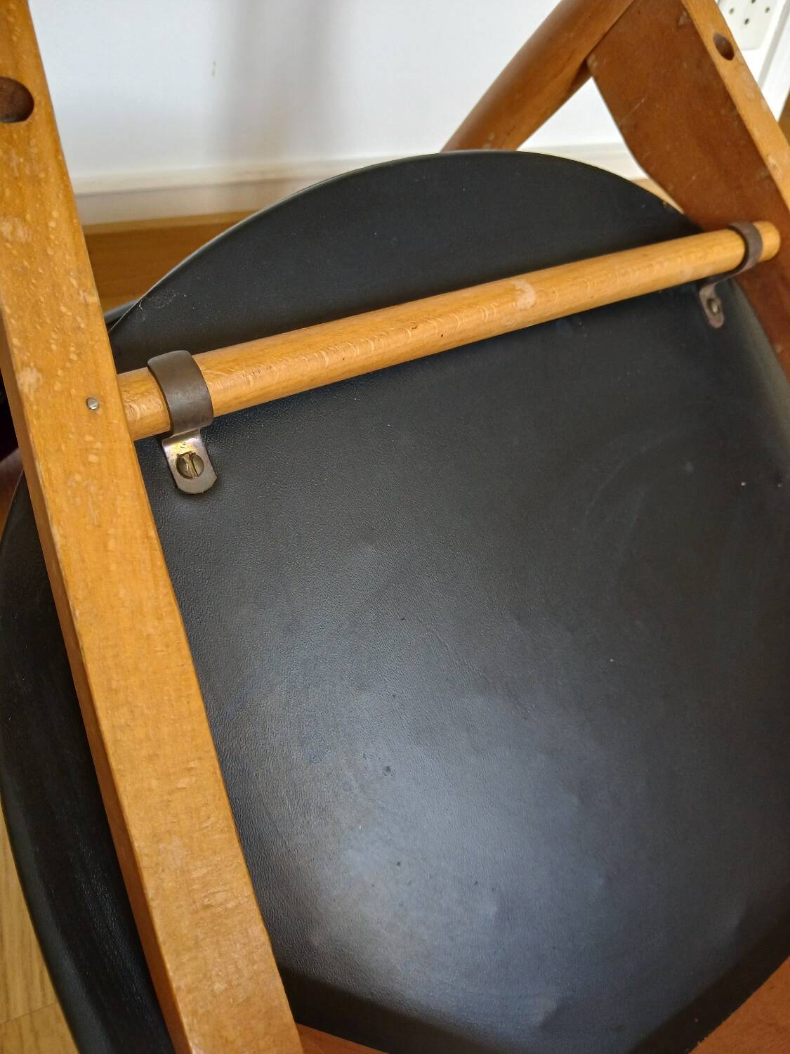 Unicorn chair "Baumann"