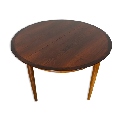 Table à manger ronde en palissandre extensible des années 1960 MidCentury