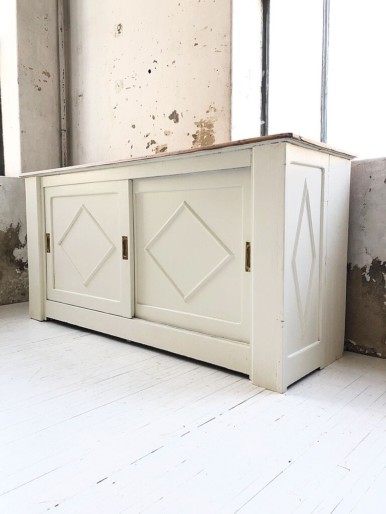 White sliding craft furniture