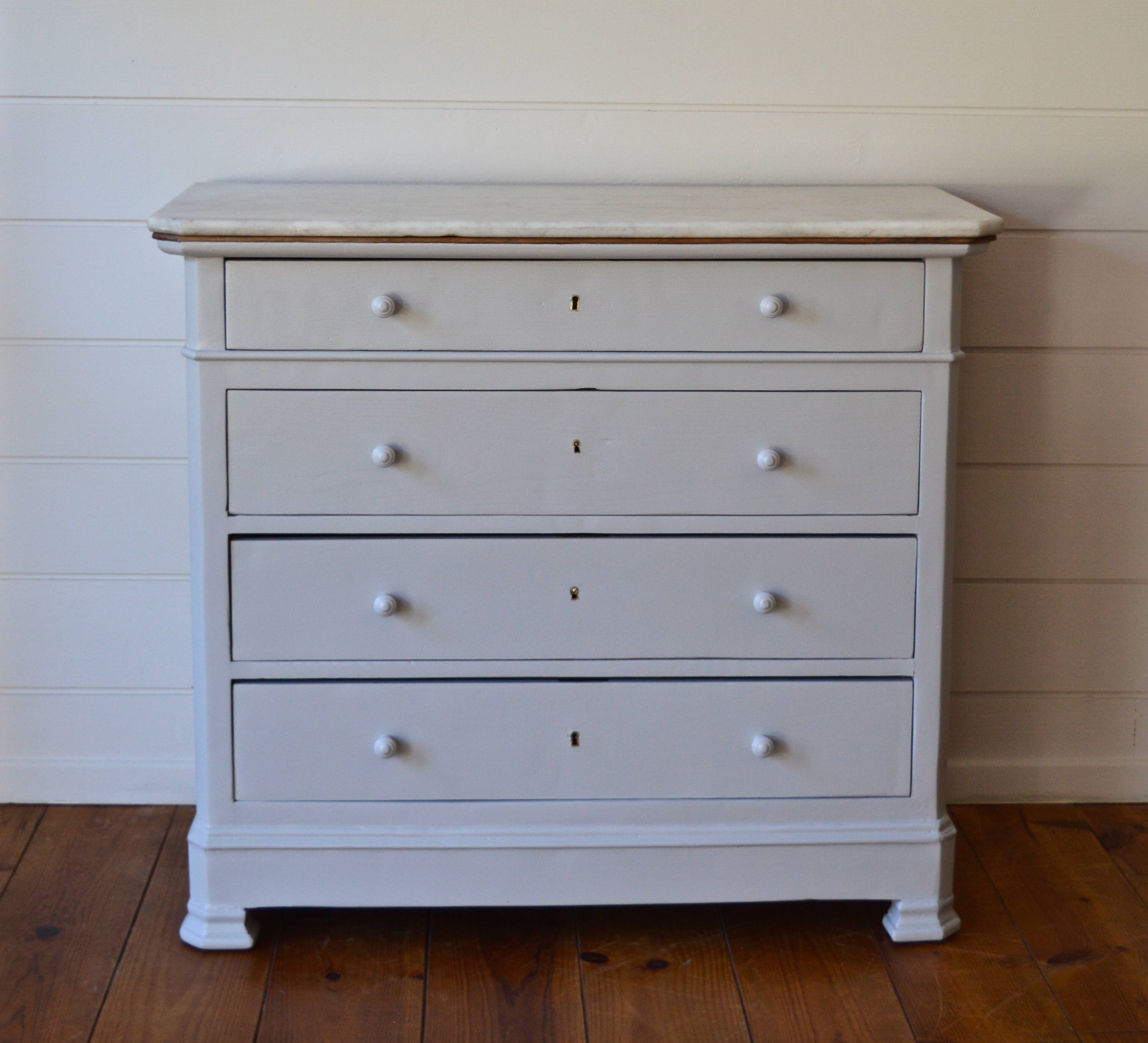 Marble chest of drawers